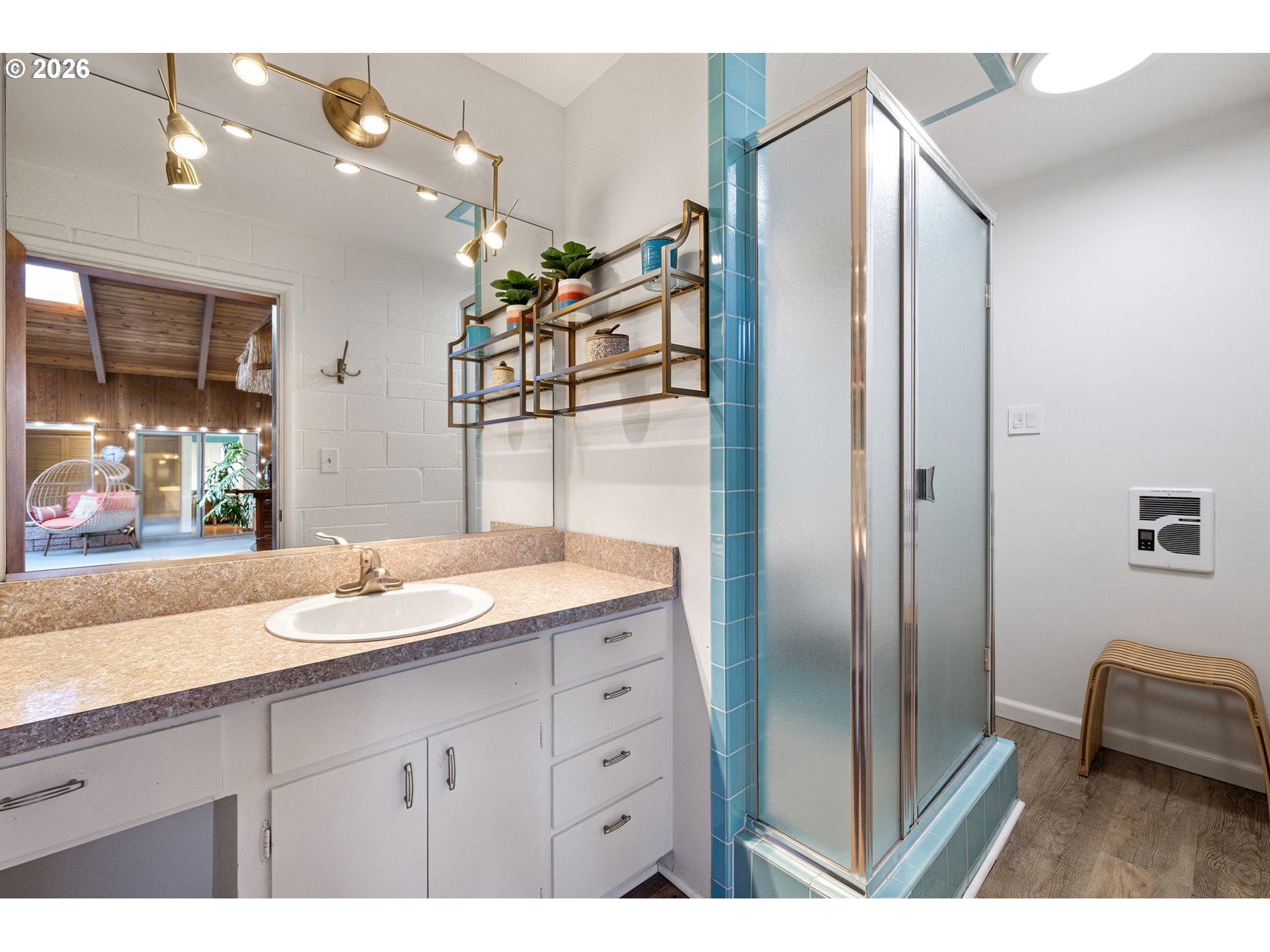 2430 WILSON DR, Eugene, OR, 97405