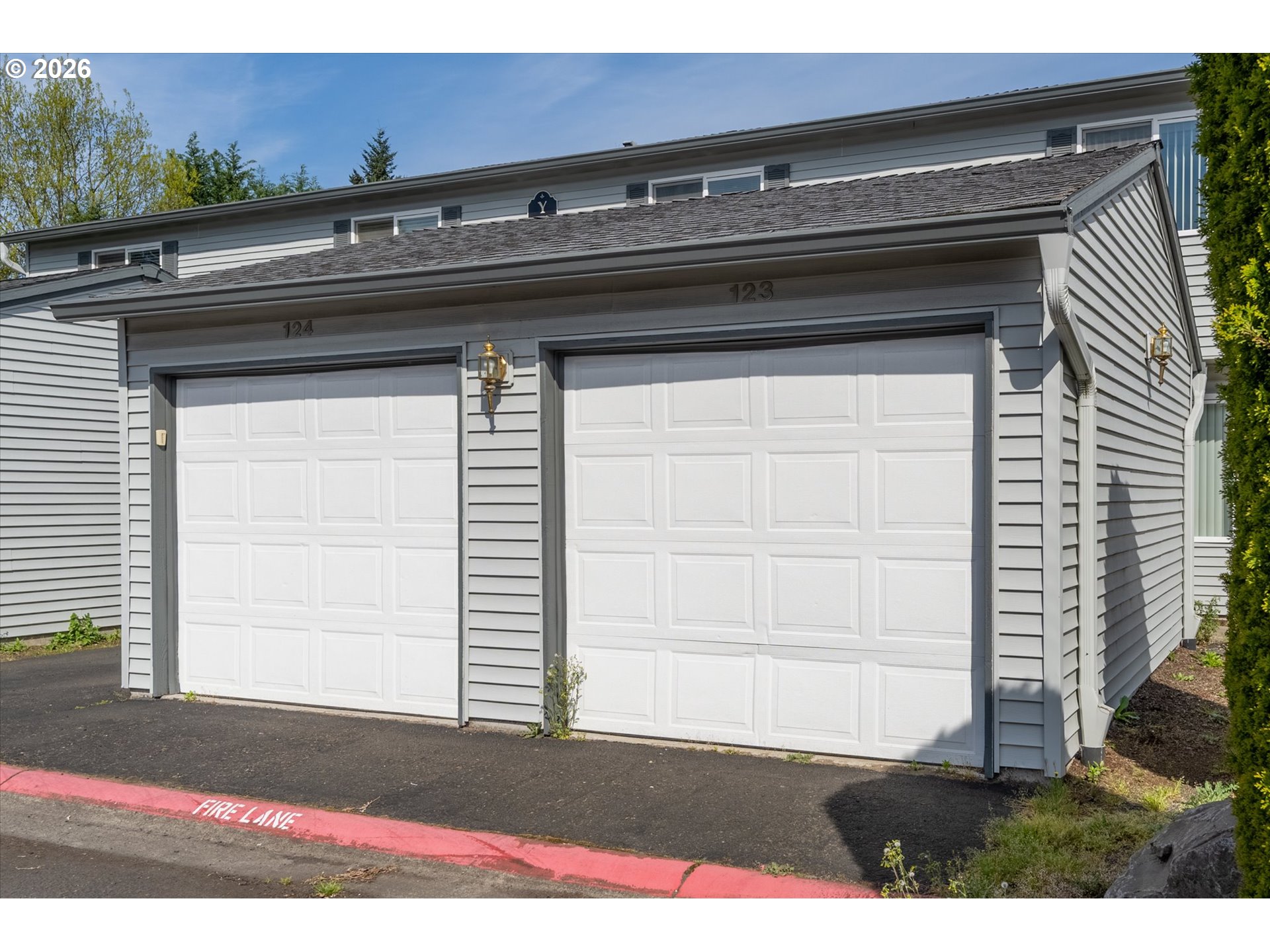 Photo #3: 742762829 Listing: Photo #3