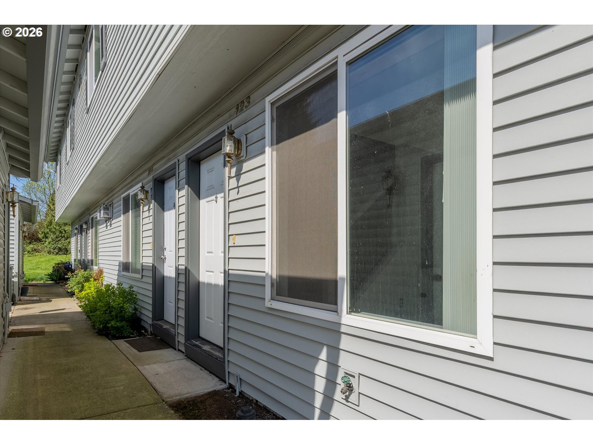 Photo #5: 742762829 Listing: Photo #5