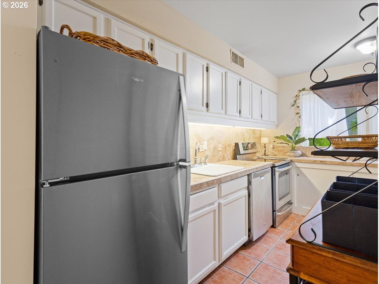 Photo #7: 743171157 Listing: Photo #7