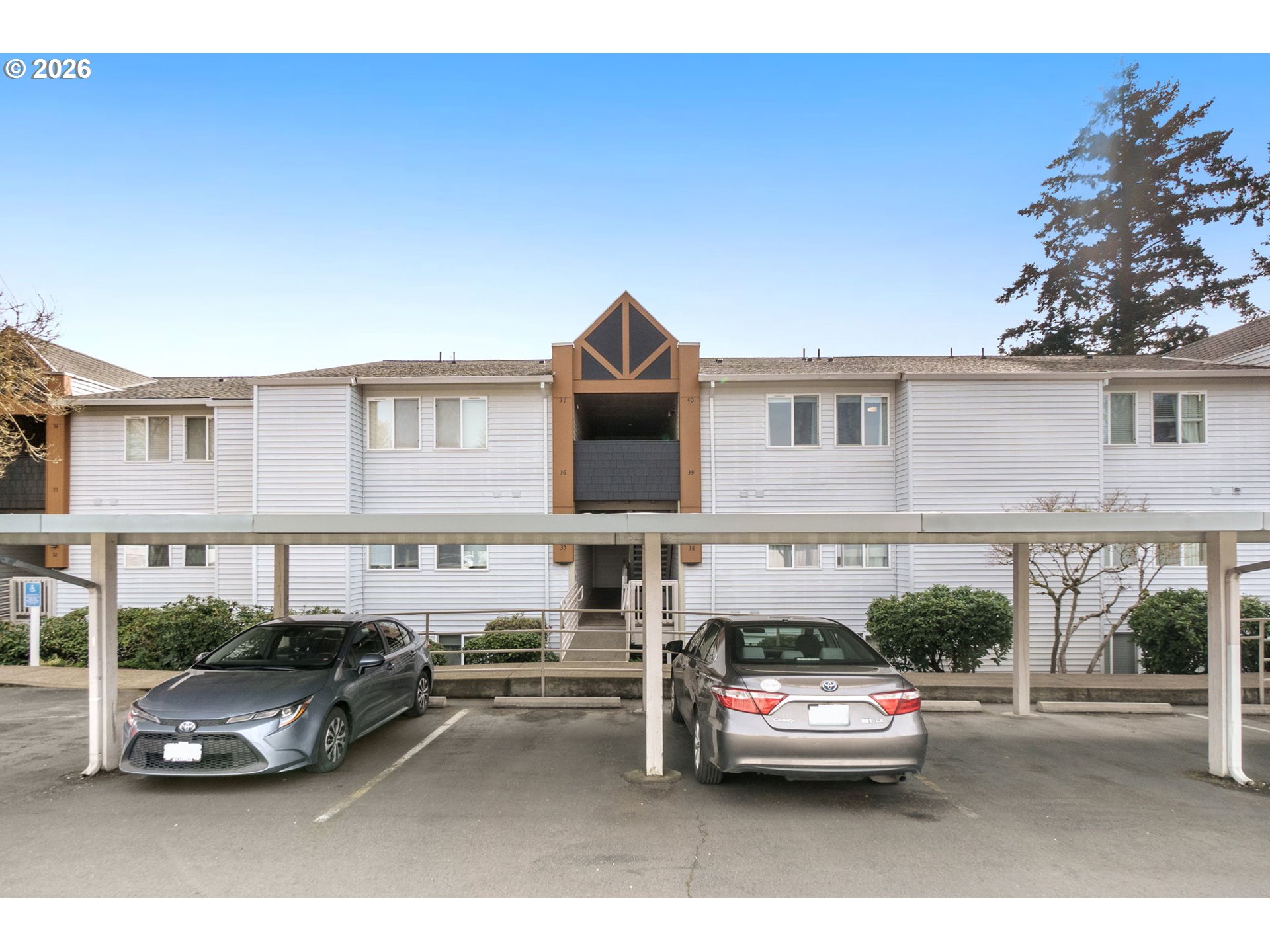 Photo #1: 743770056 Listing: Photo #1