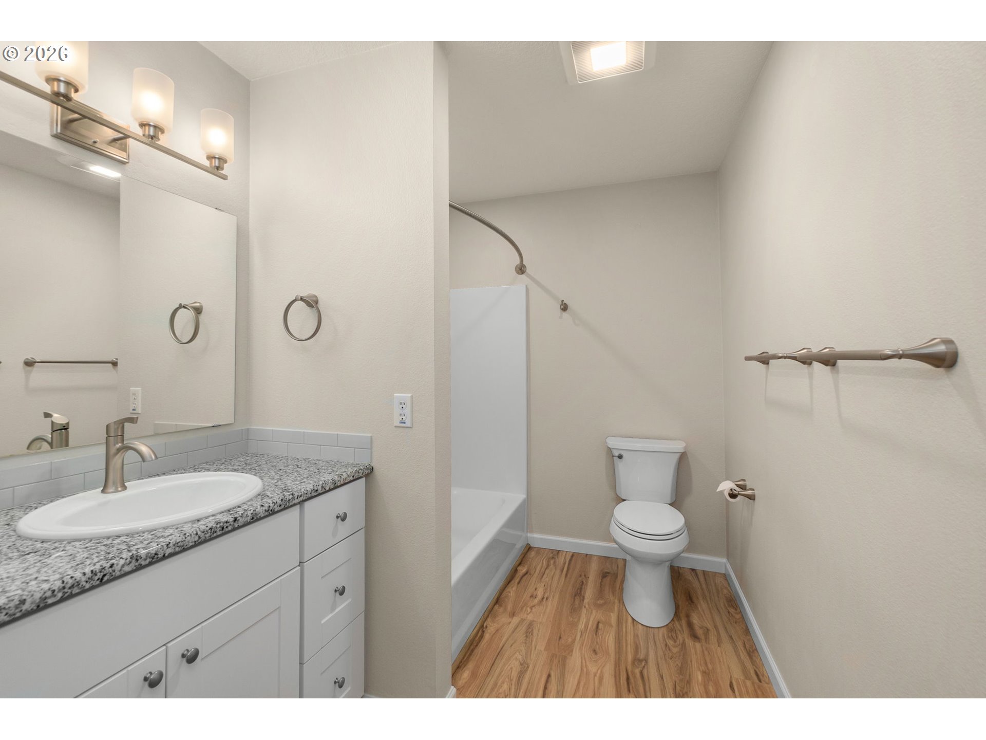 Photo #19: 743770056 Listing: Photo #19