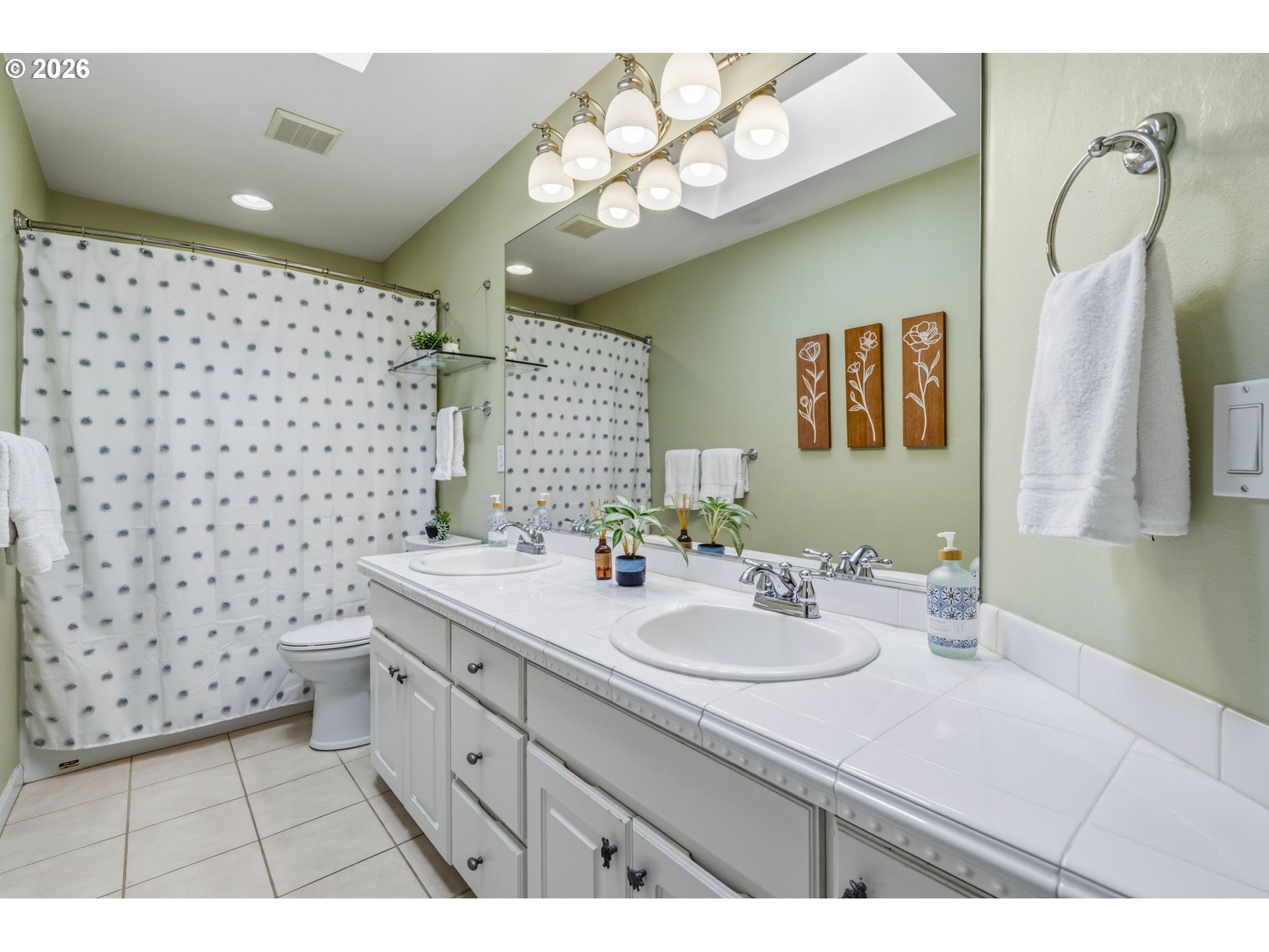 13559 PROVINCIAL HILL WAY, Lake Oswego, OR, 97035