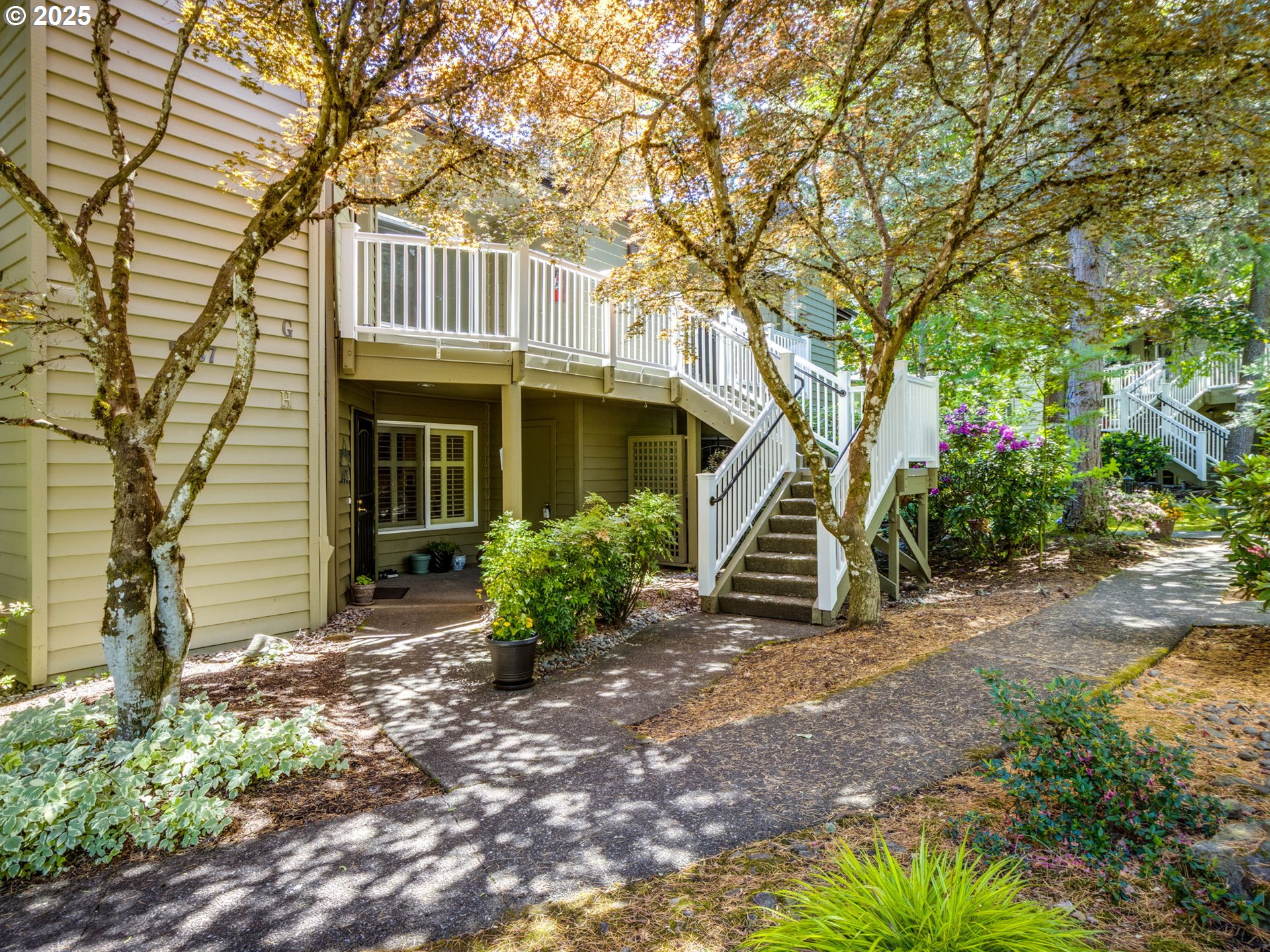 Photo #2: 744632020 Listing 