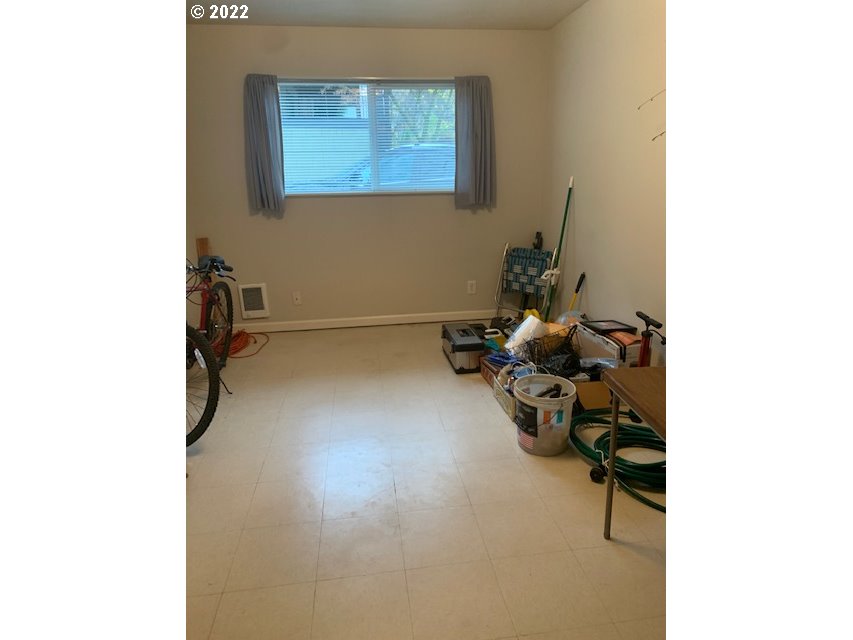 9212 N SAINT LOUIS AVE, Portland, OR, 97203