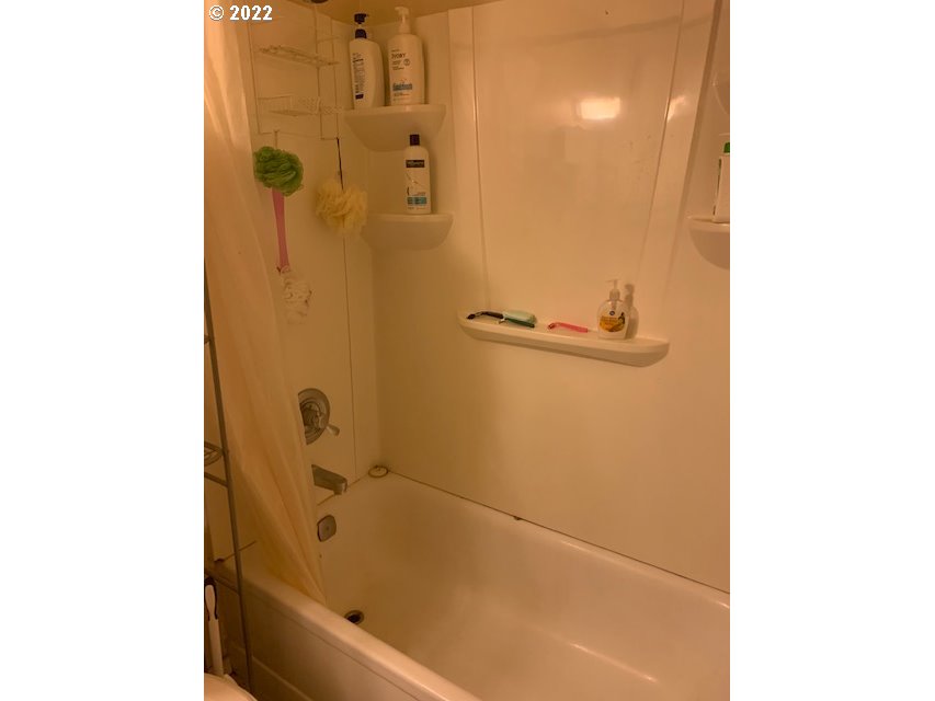 9212 N SAINT LOUIS AVE, Portland, OR, 97203