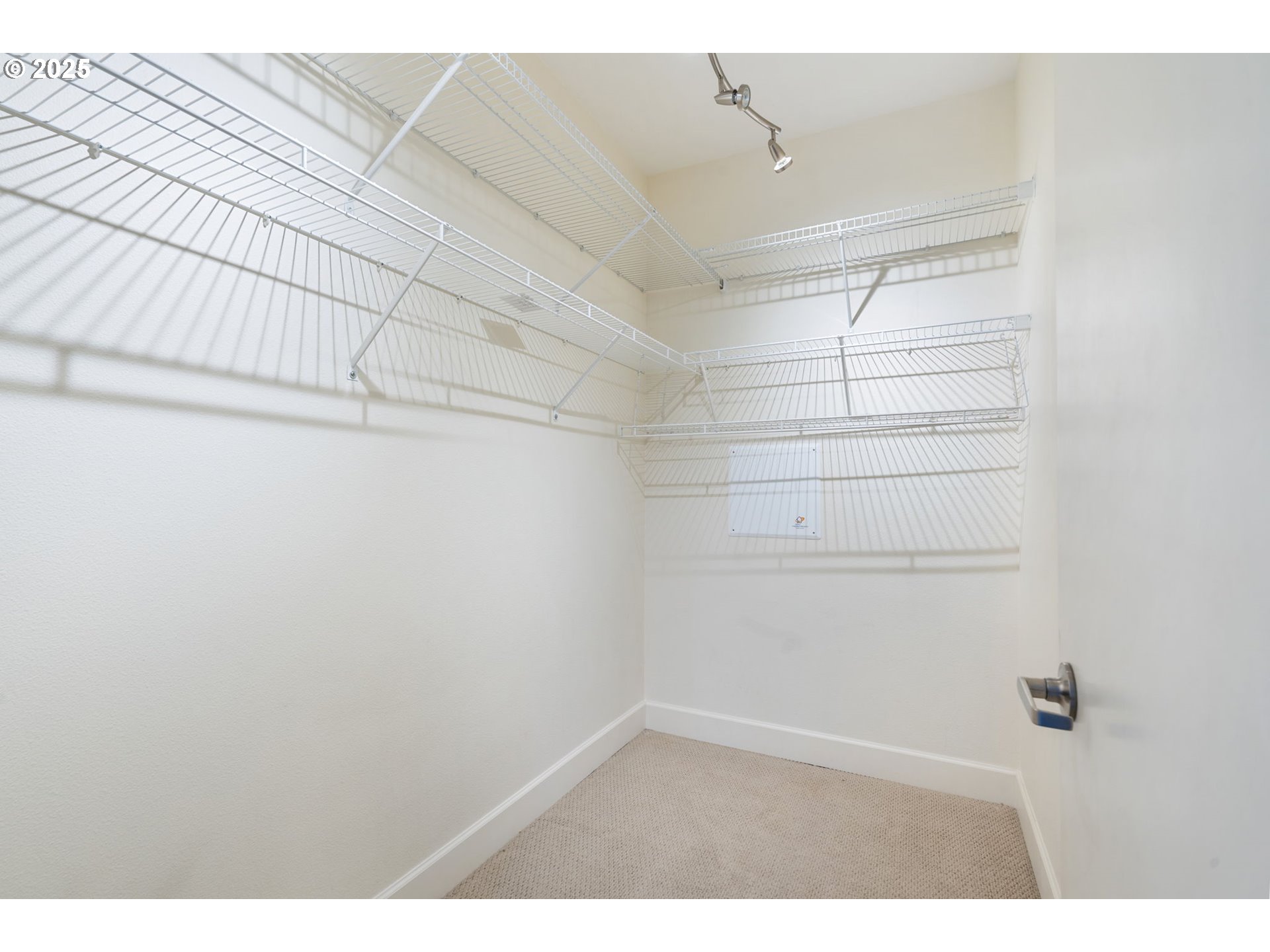 Photo #21: 745610173 Listing: Photo #21