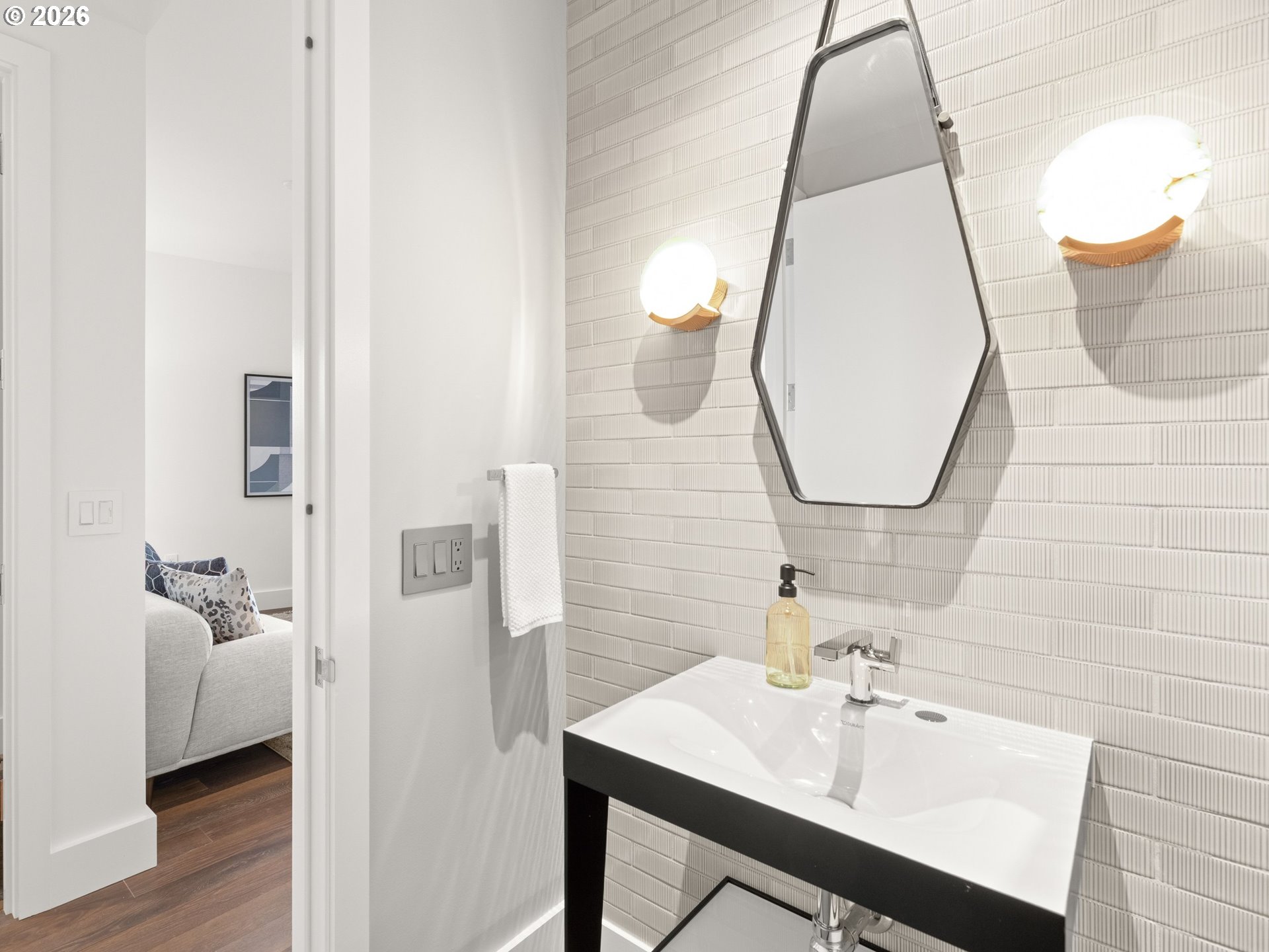 Photo #13: 746979203 Listing: Photo #13