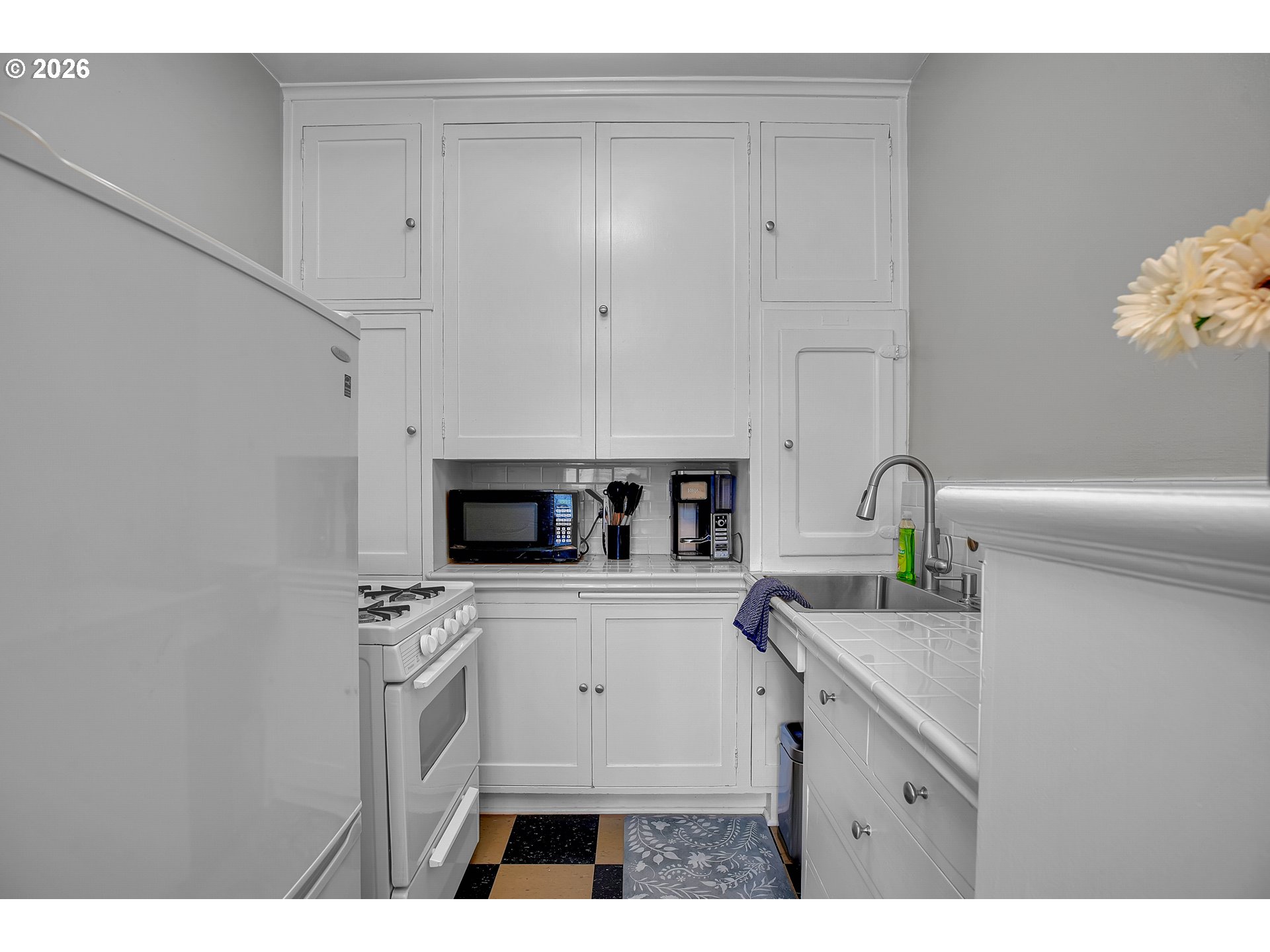 Photo #25: 747787572 Listing: Photo #25