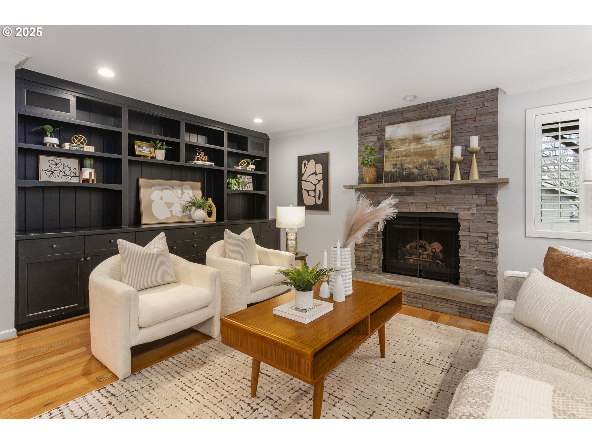 Photo #9: 748633955 Listing: Photo #9