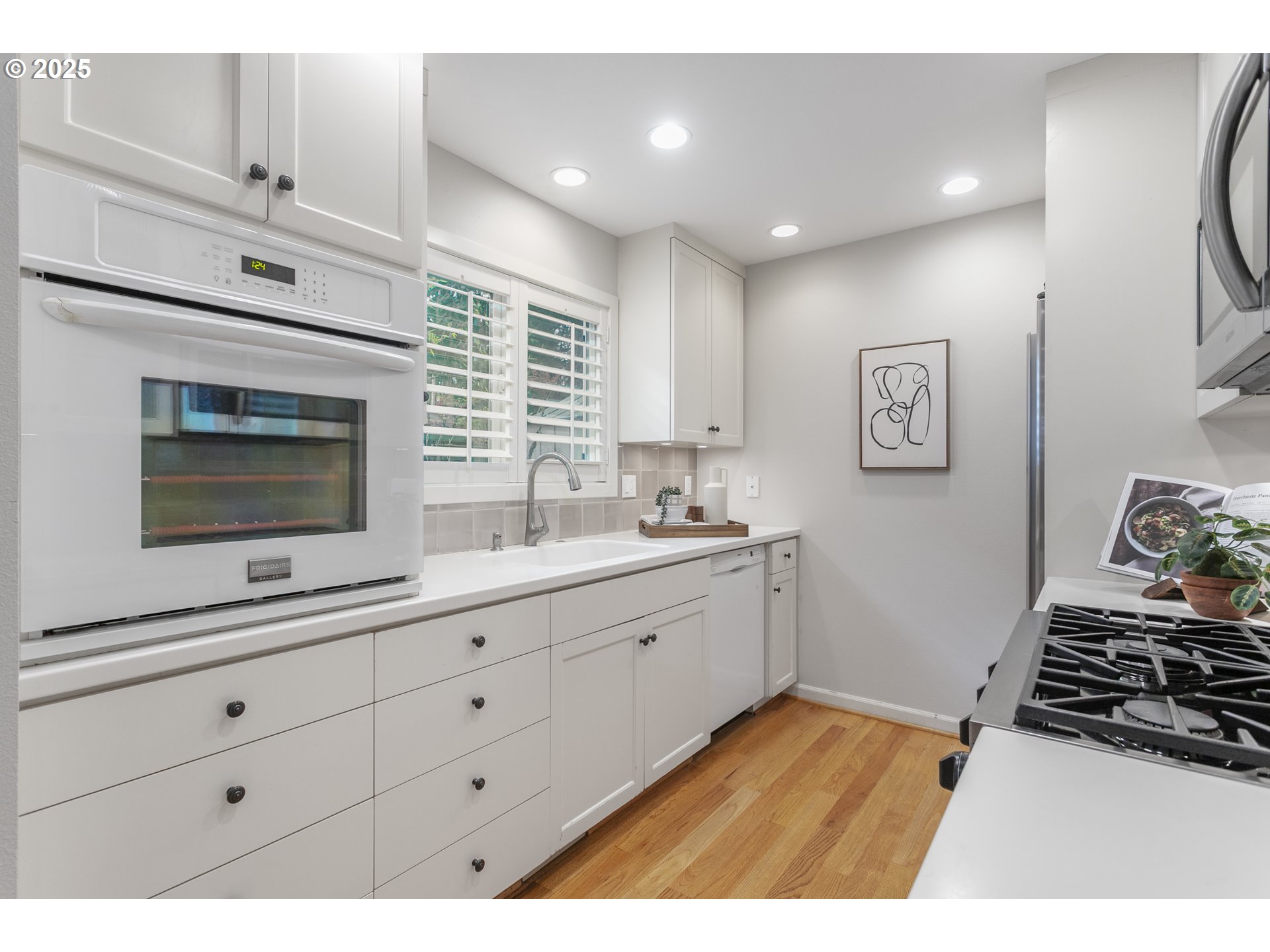 Photo #12: 748633955 Listing: Photo #12