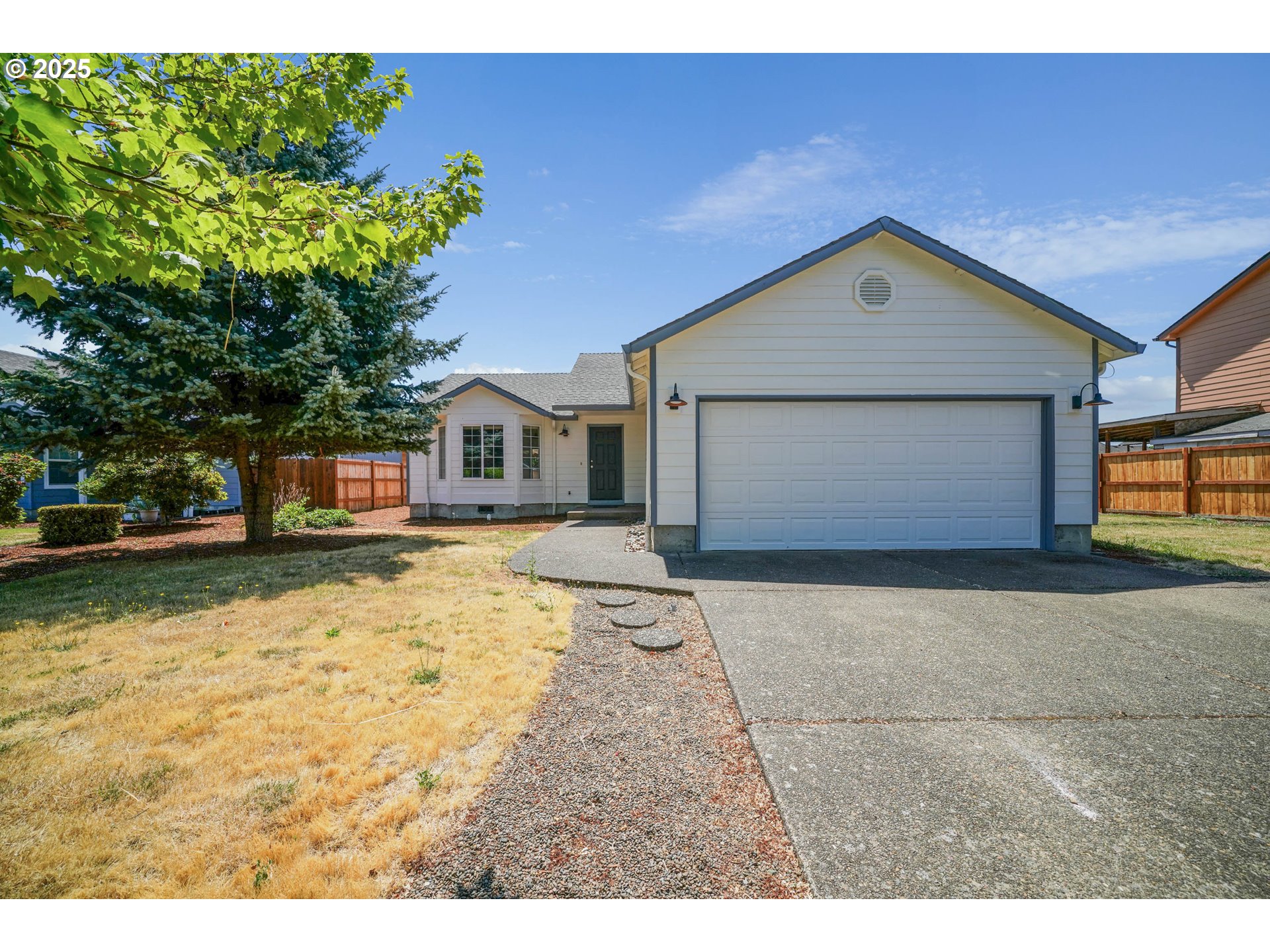 3990 CARMAN DR, Lake Oswego, OR, 97035 3990 CARMAN DR, Lake Oswego, OR, 97035