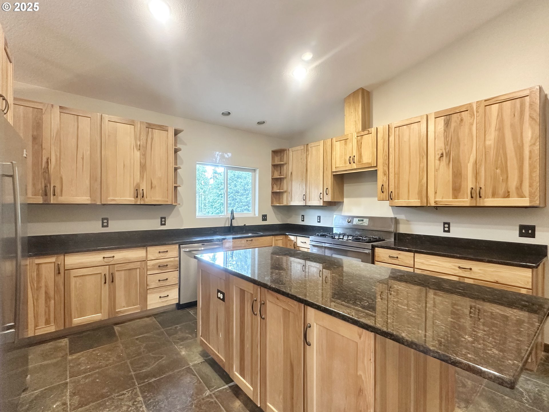 19400 S FRANK RD, Colton, OR, 97017