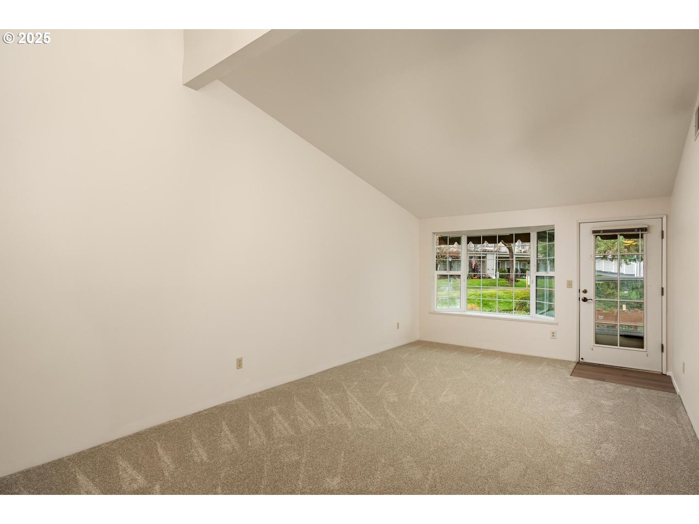 Photo #42: 750746849 Listing: Photo #42