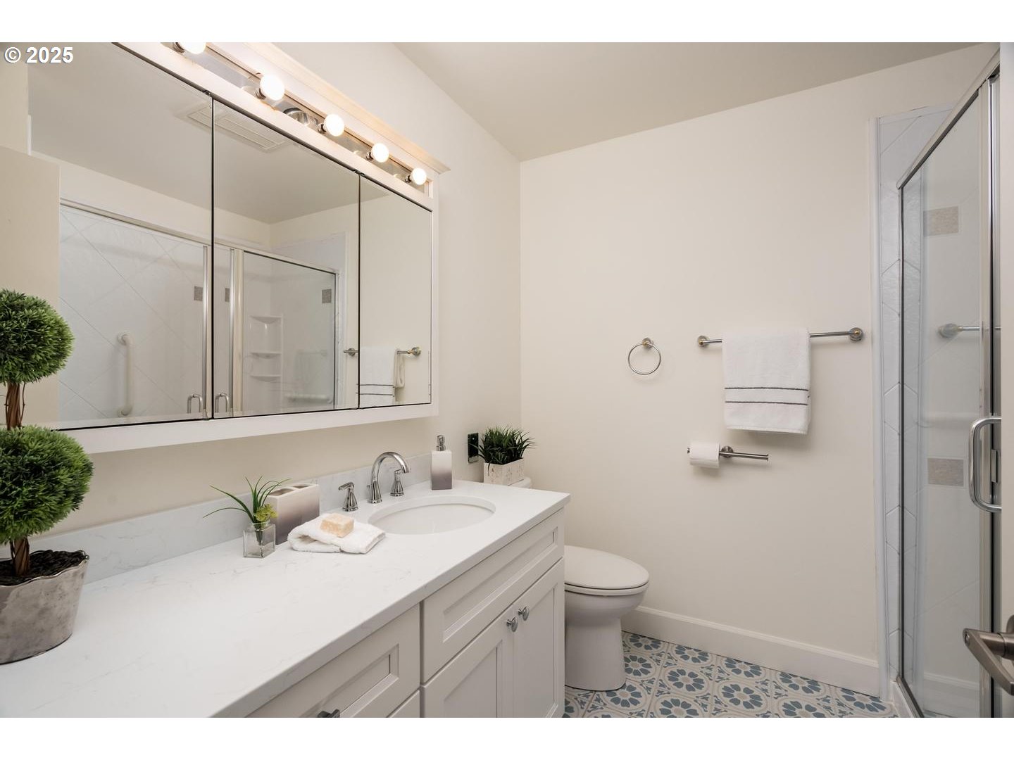 Photo #16: 750746849 Listing: Photo #16