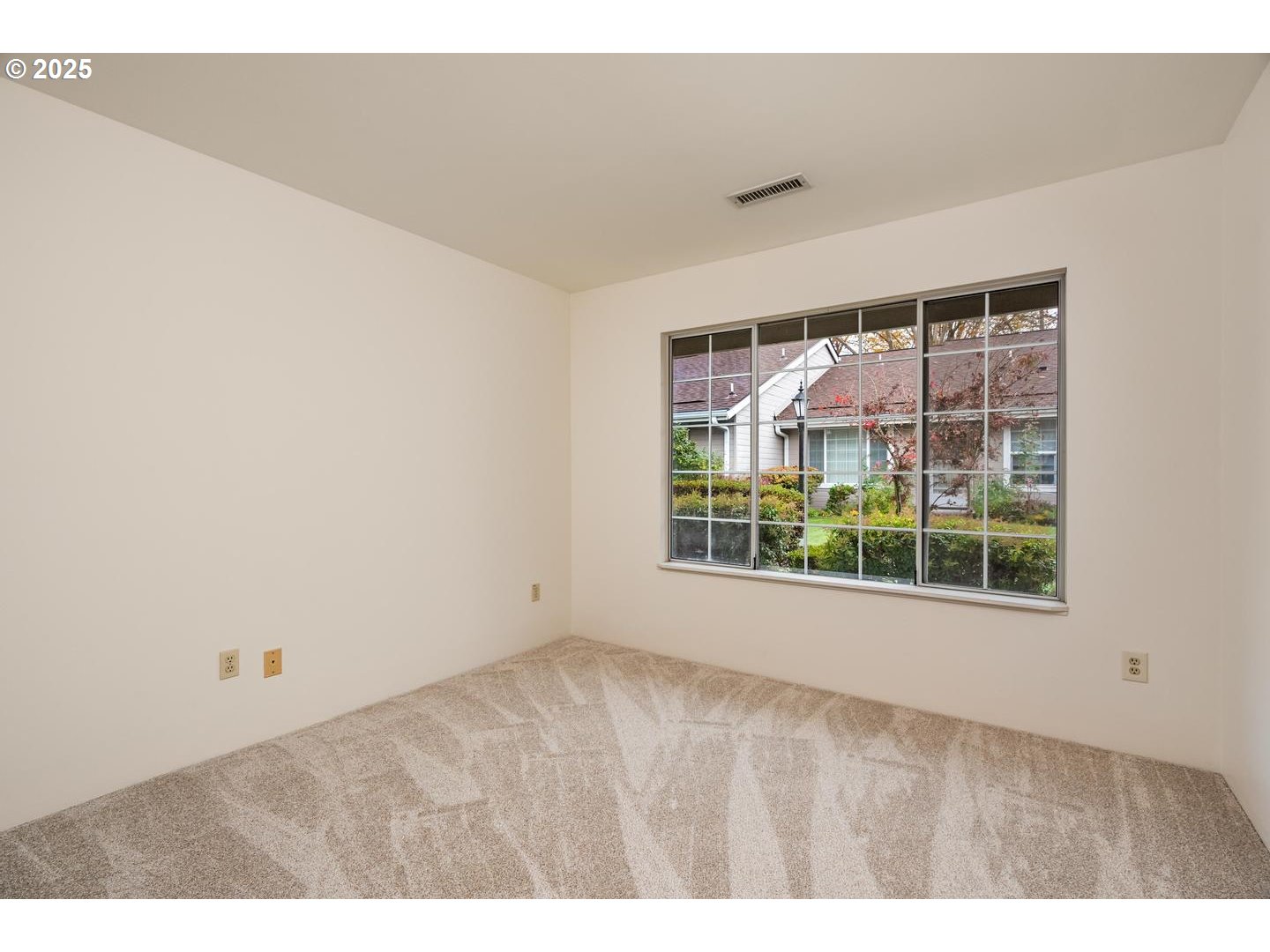 Photo #14: 750746849 Listing: Photo #14