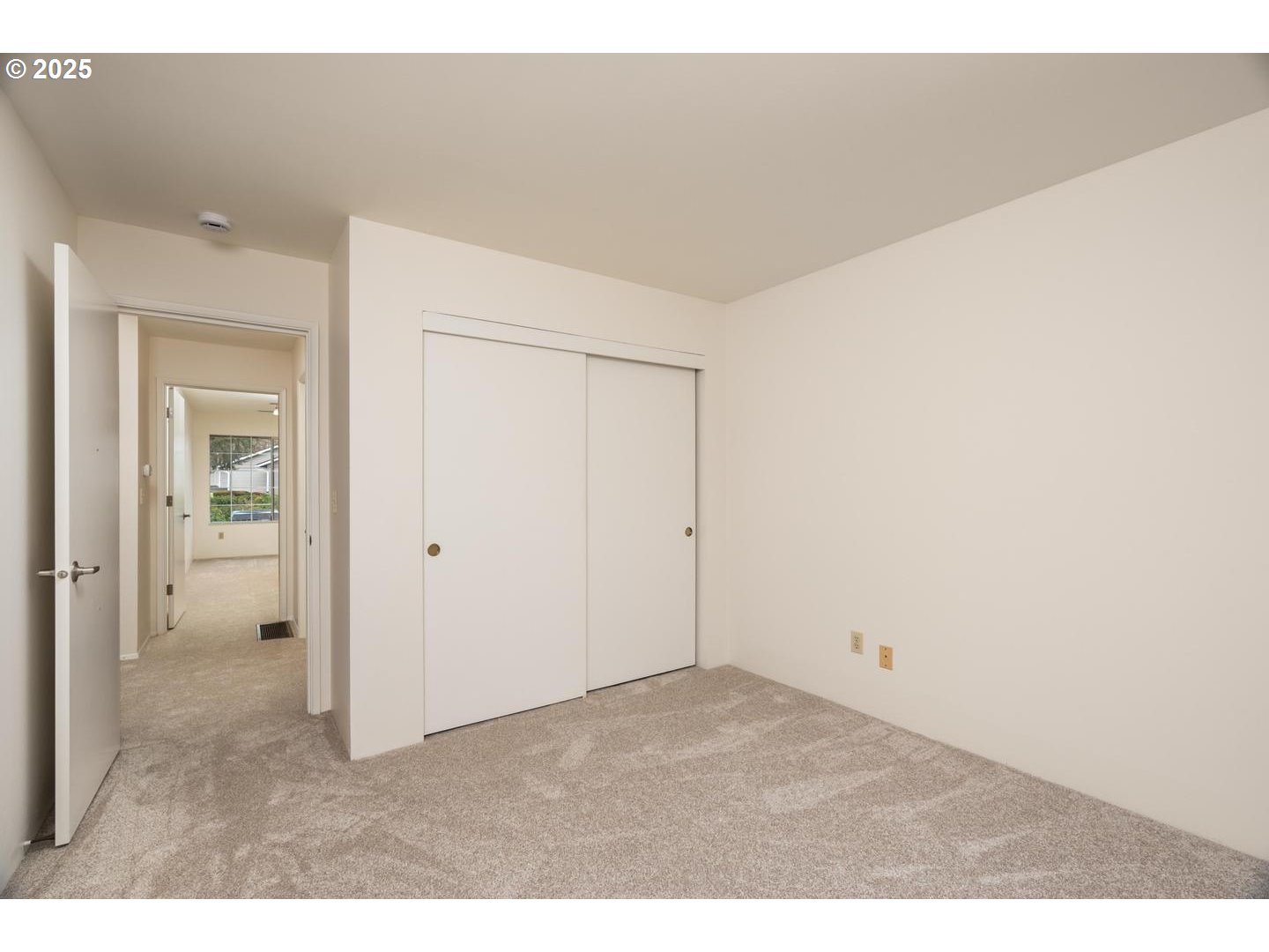 Photo #15: 750746849 Listing: Photo #15