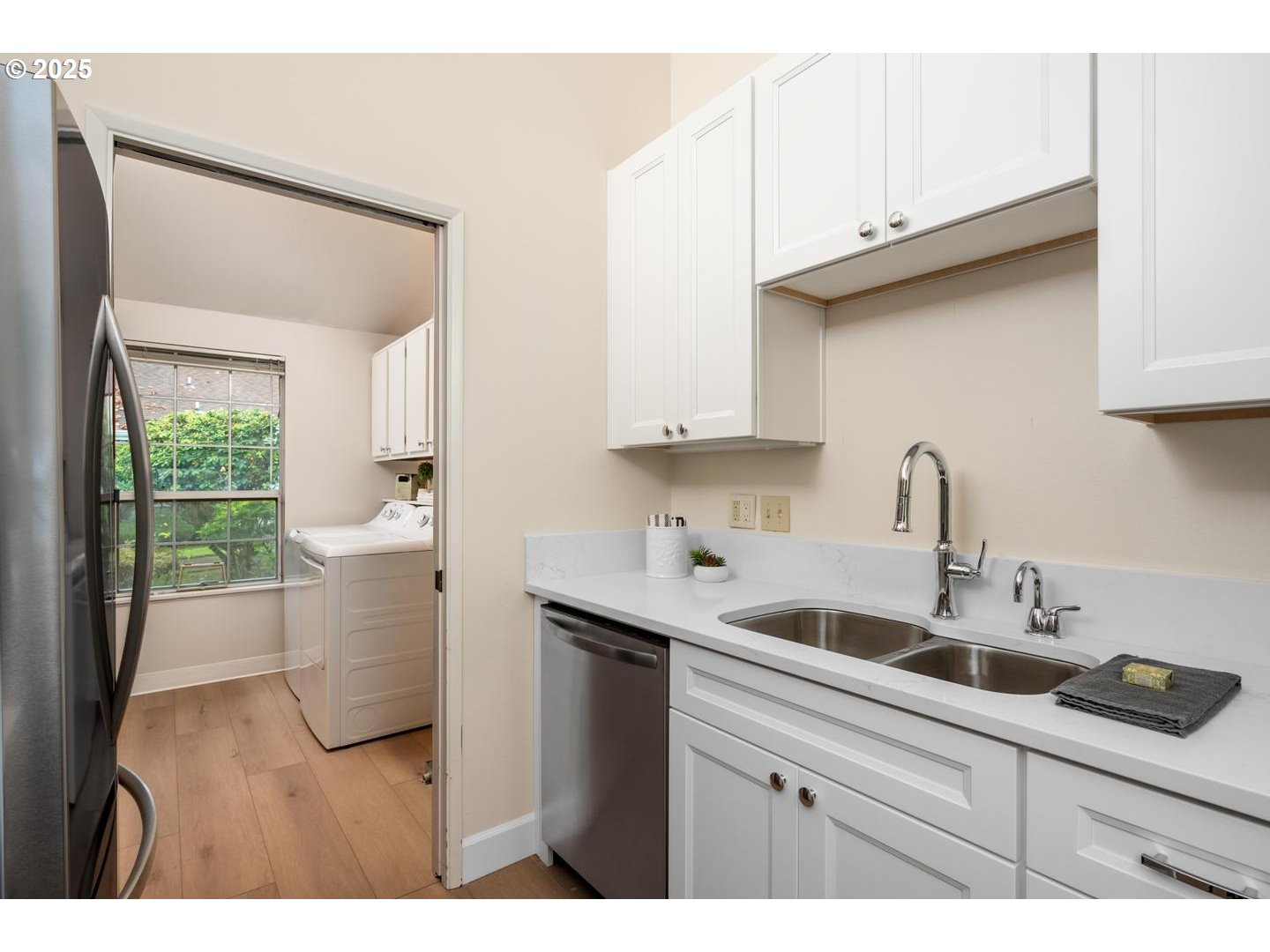 Photo #8: 750746849 Listing: Photo #8