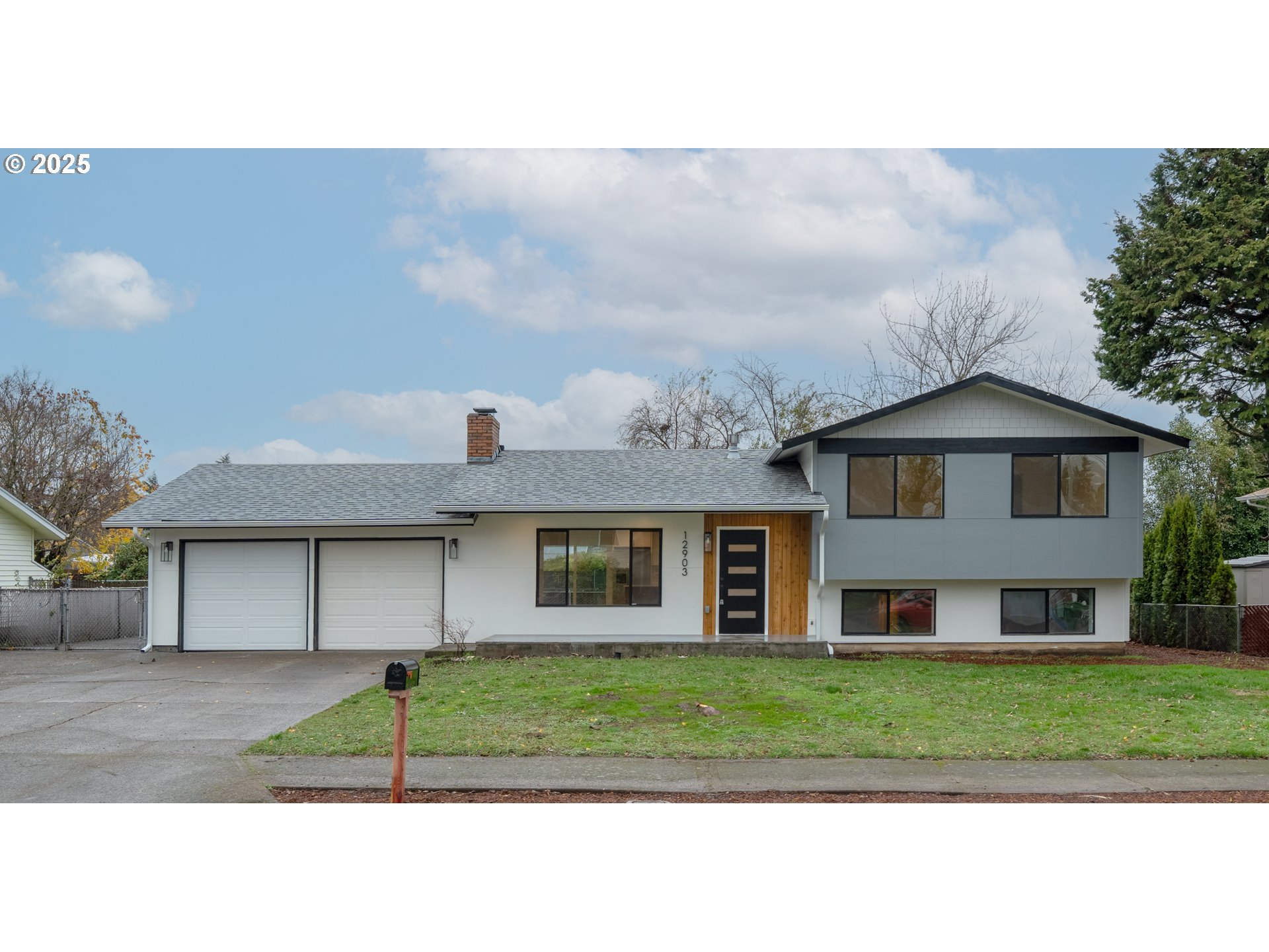 12903 NE STANTON ST, Portland OR 97230