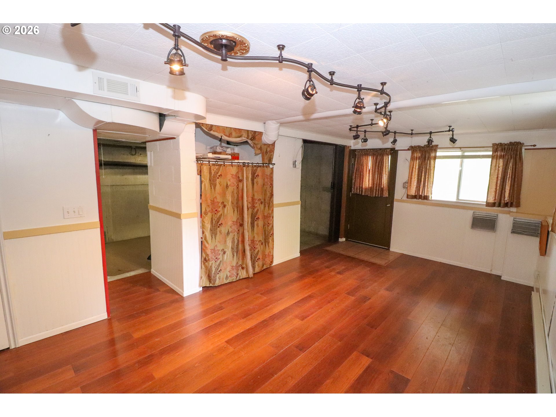 Property photo 23 of 48