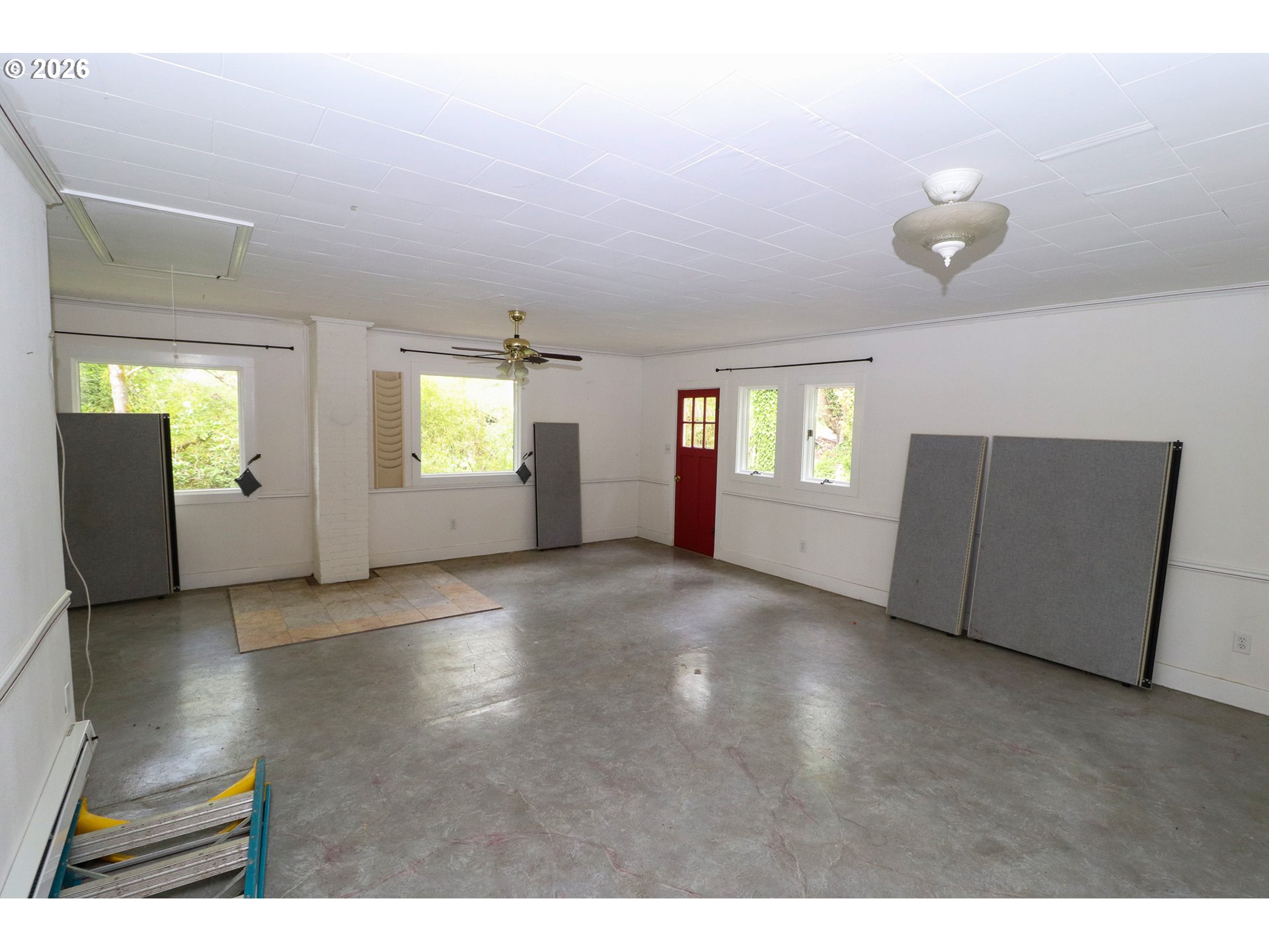 Property photo 32 of 48