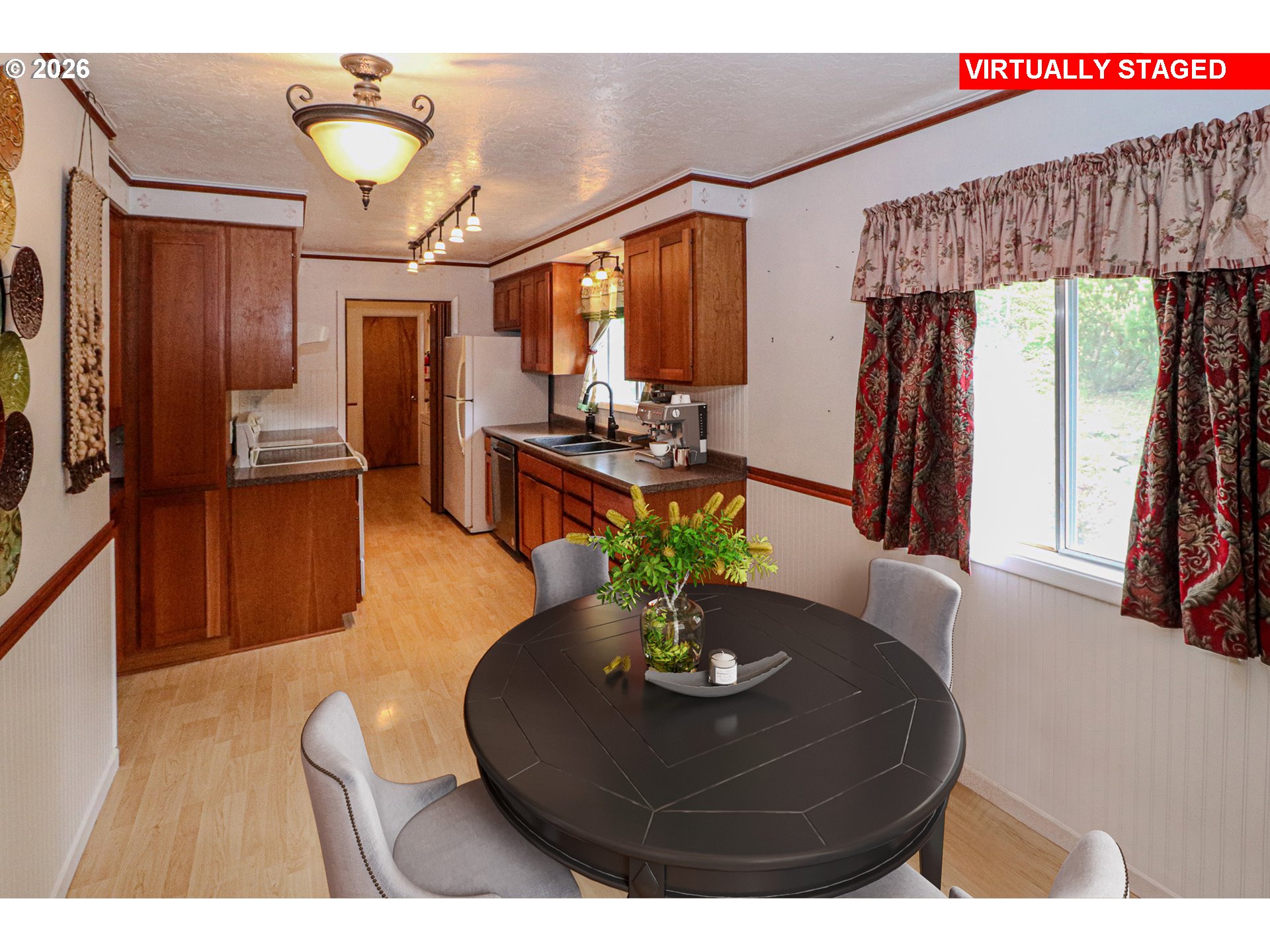 Property photo 6 of 48