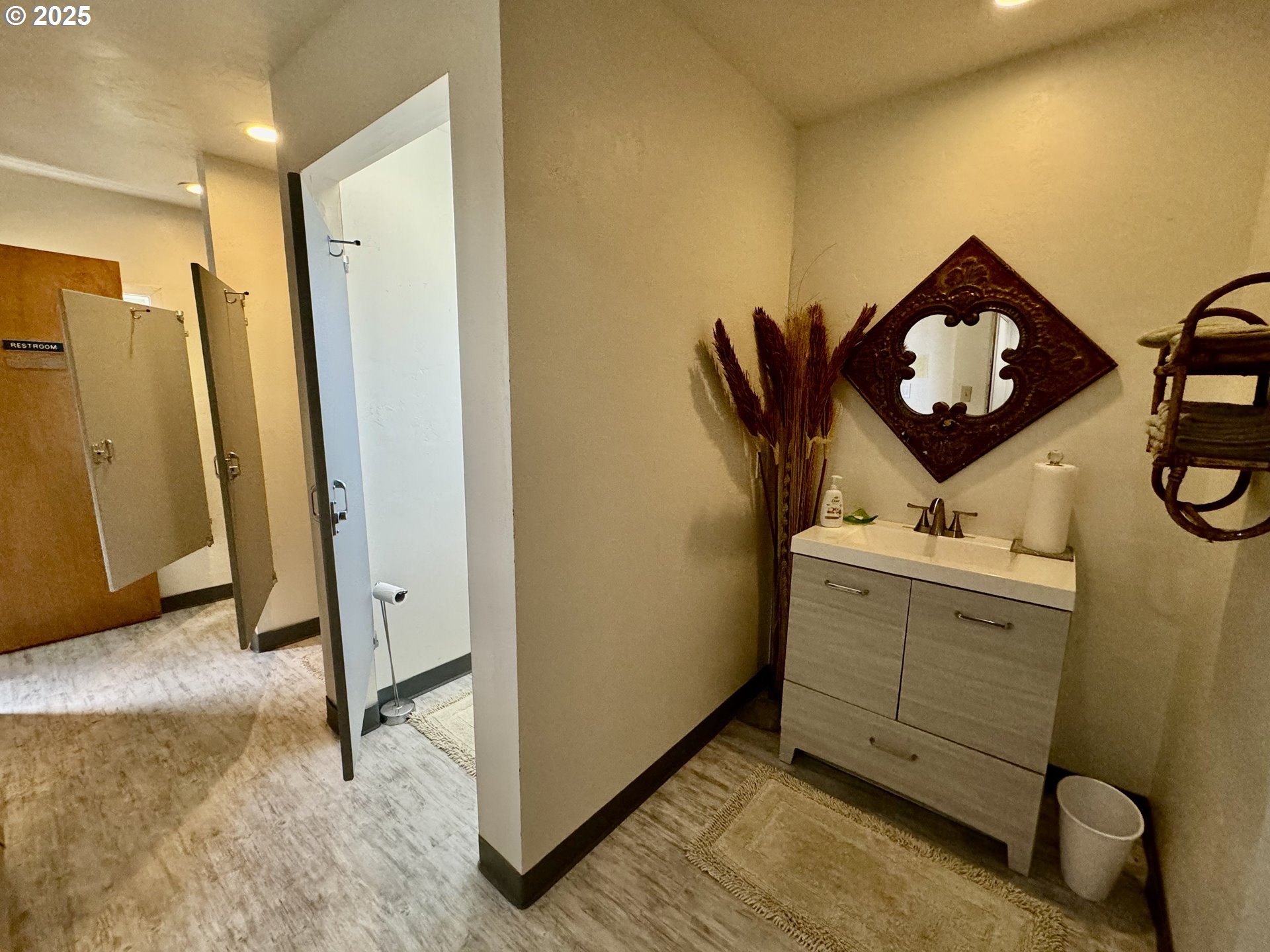 1495 8TH ST, Florence, OR, 97439