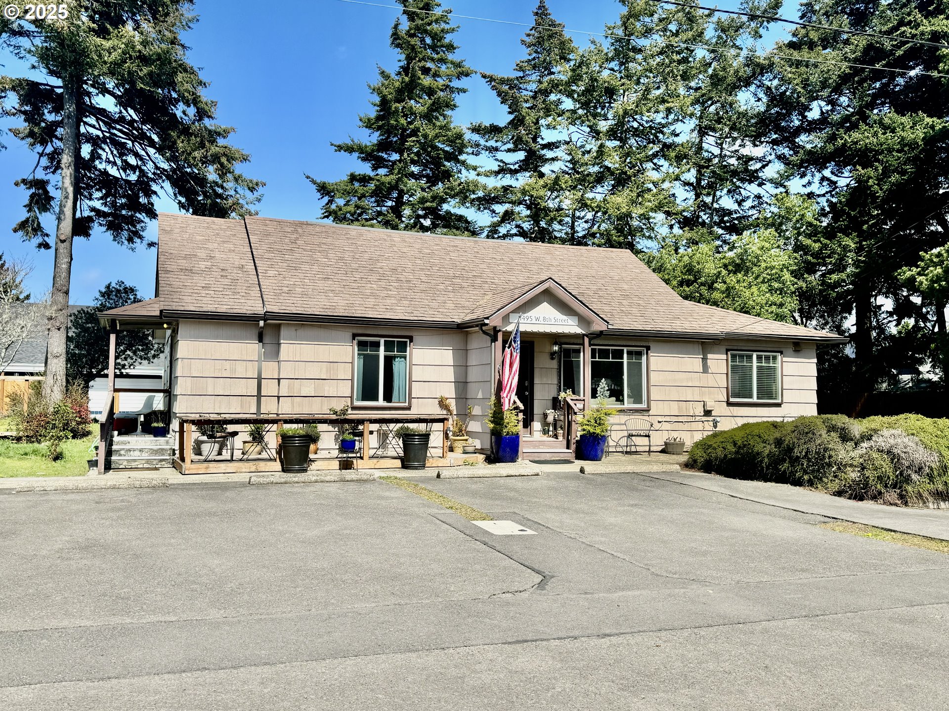 1495 8TH ST, Florence, OR, 97439