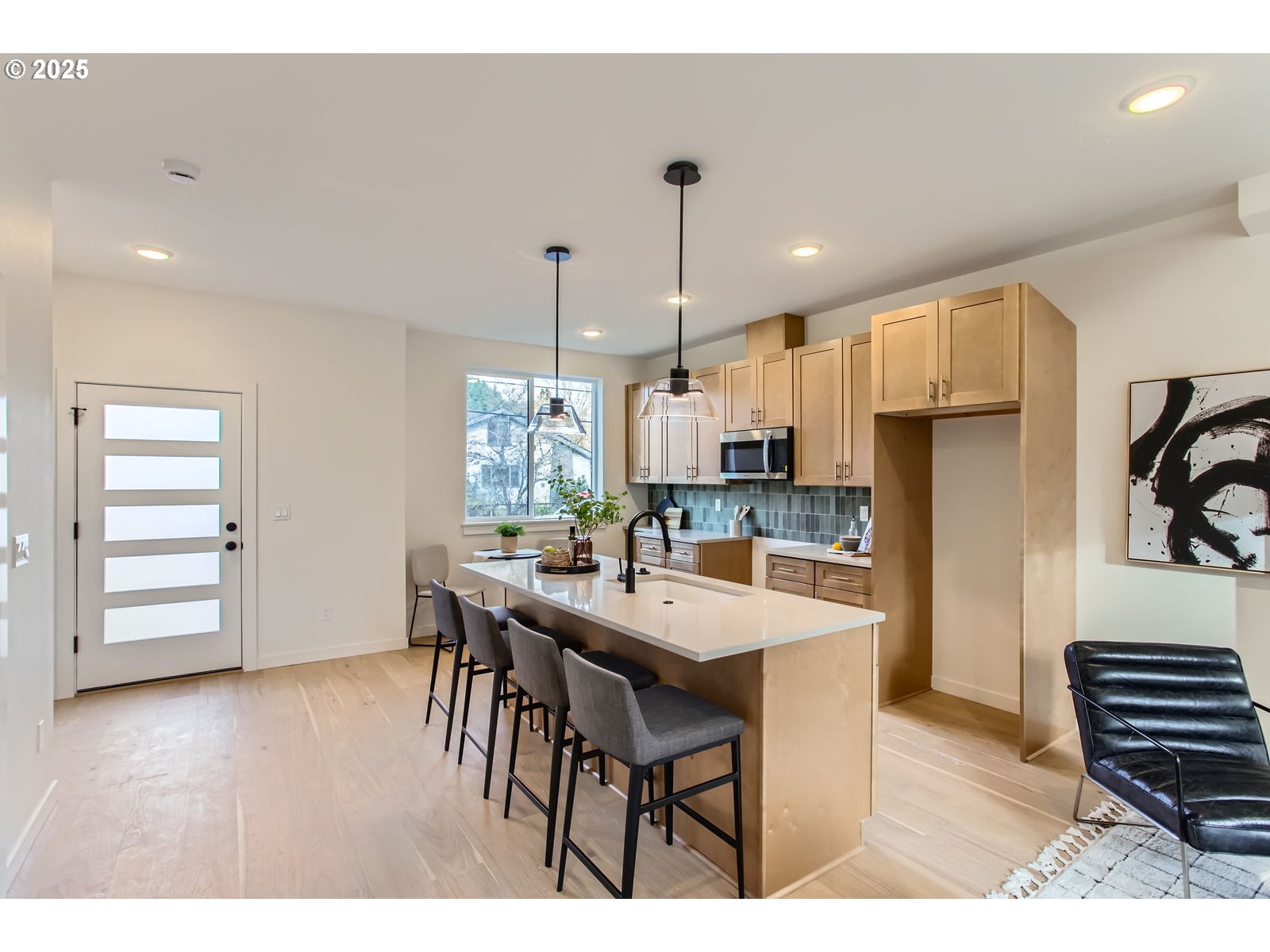 Photo #5: 753393097 Listing: Photo #5