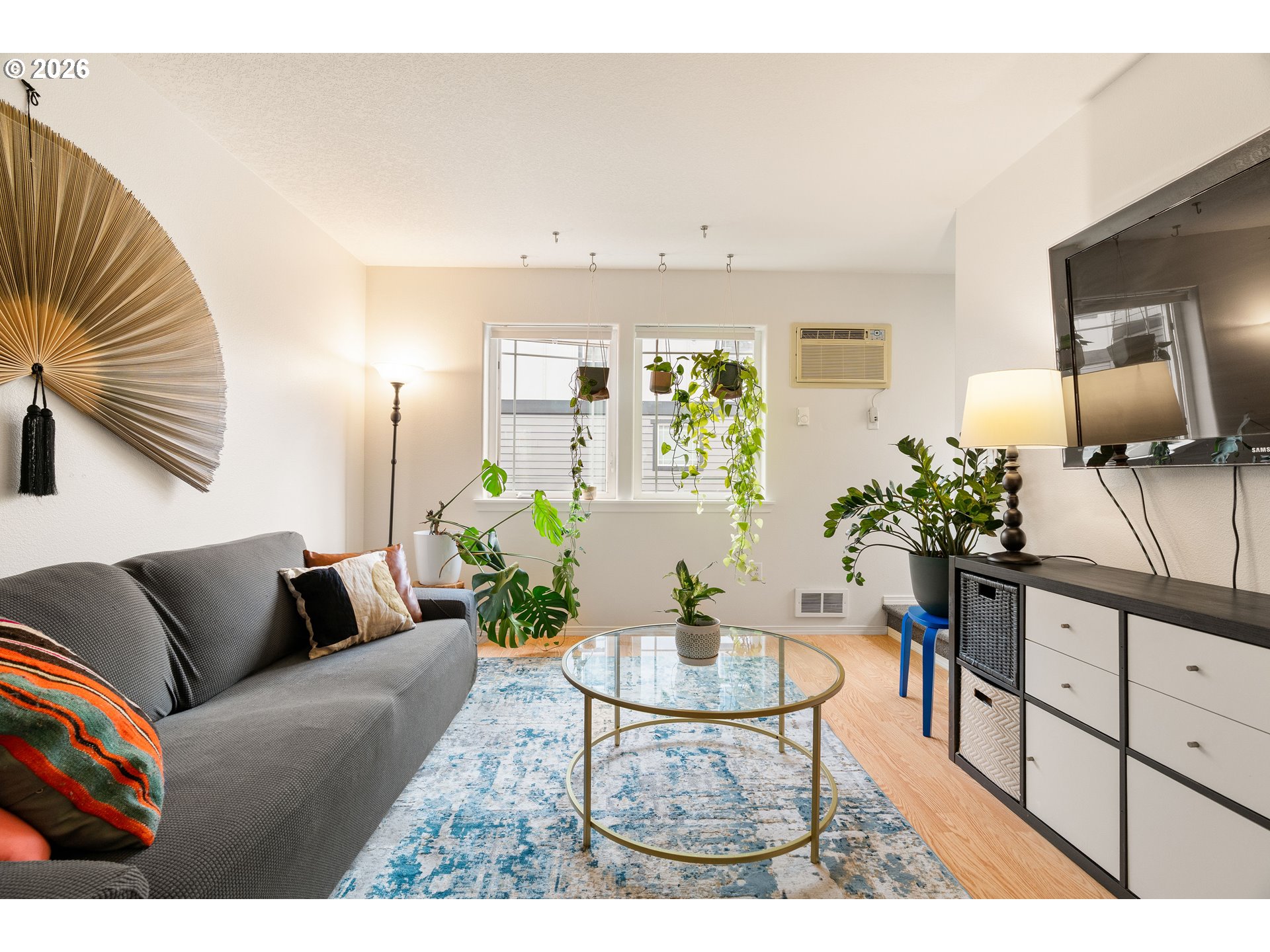 Photo #5: 753907980 Listing: Photo #5