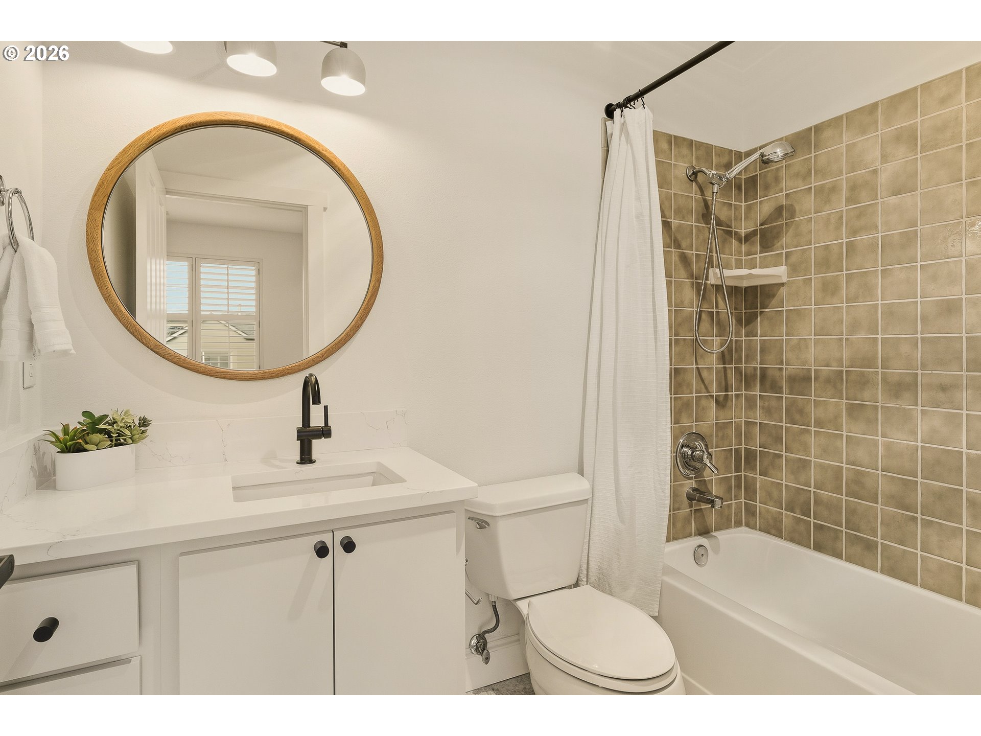 Photo #34: 754369019 Listing: Photo #34