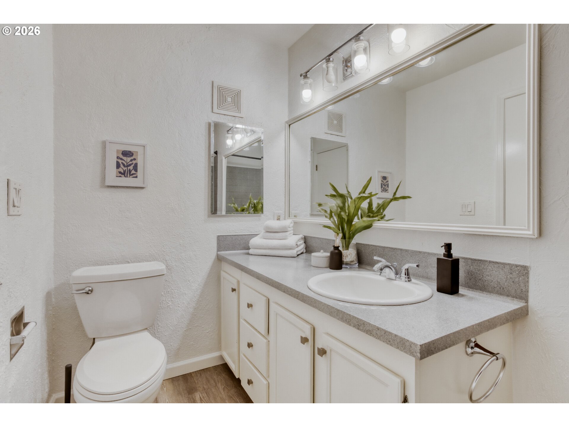 Photo #22: 754703296 Listing: Photo #22