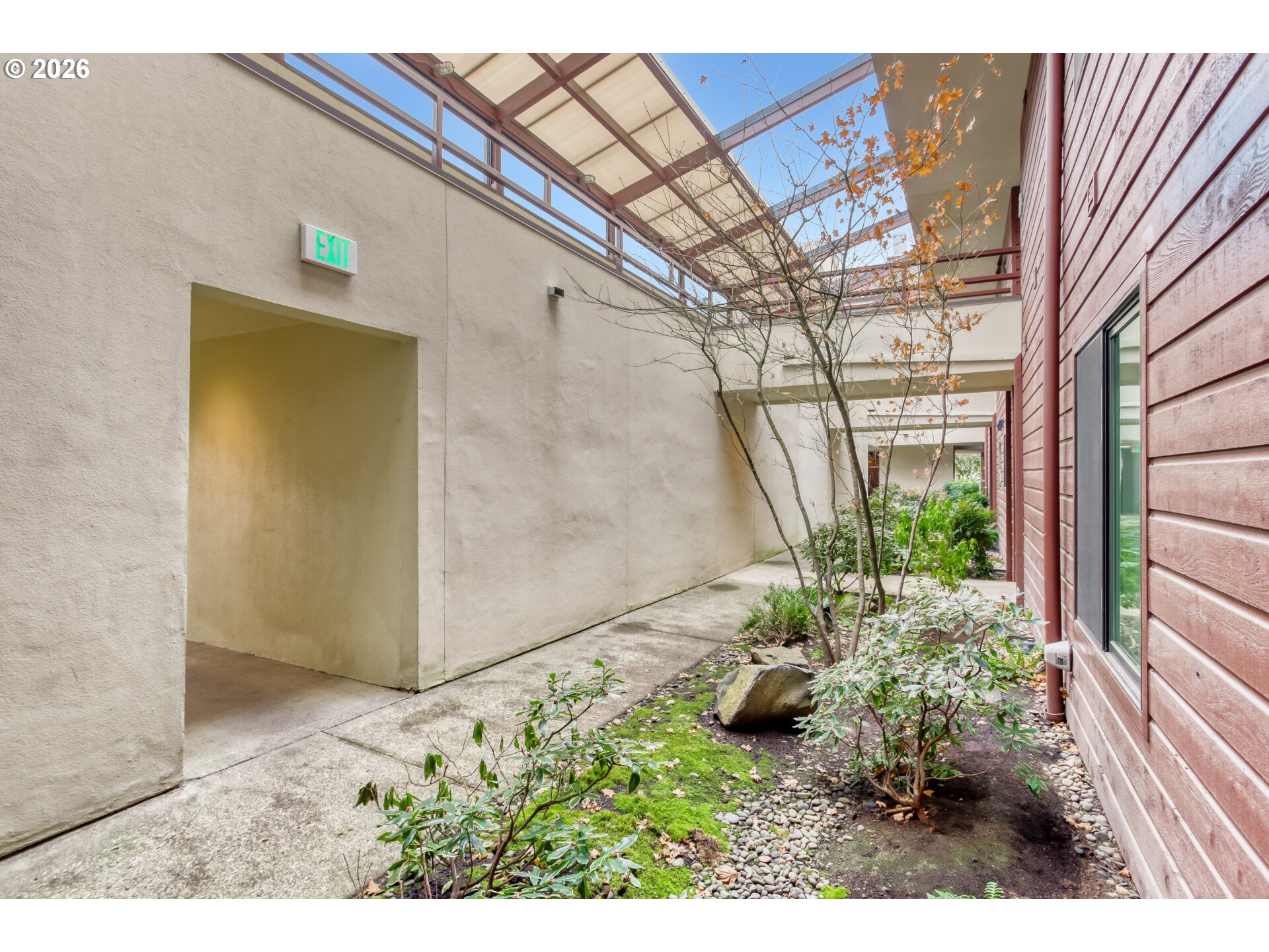 Photo #25: 754703296 Listing: Photo #25