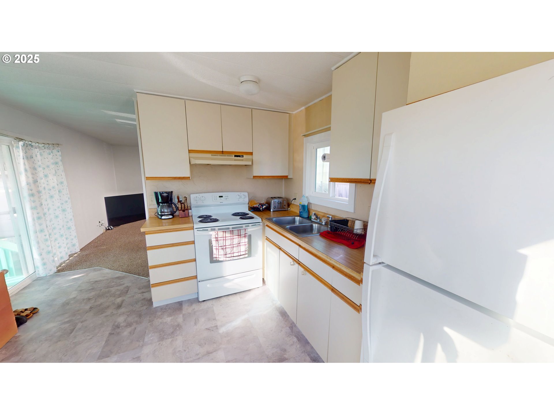 15765 S HIGHWAY 101 UNIT 4, Brookings, OR, 97415