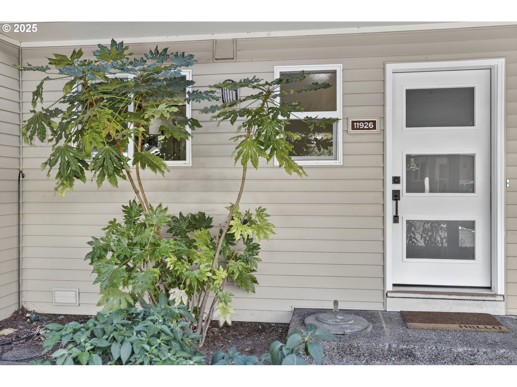 Photo #2: 756658601 Listing 