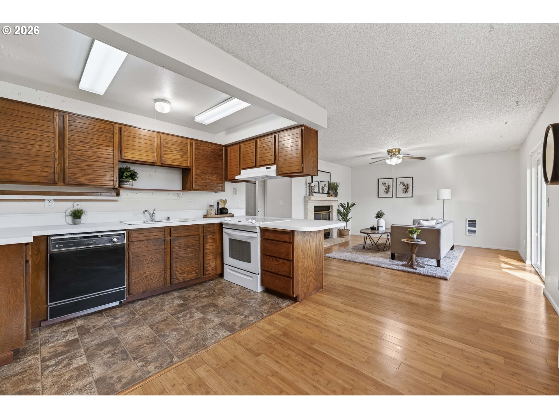 Photo #16: 758927002 Listing: Photo #16