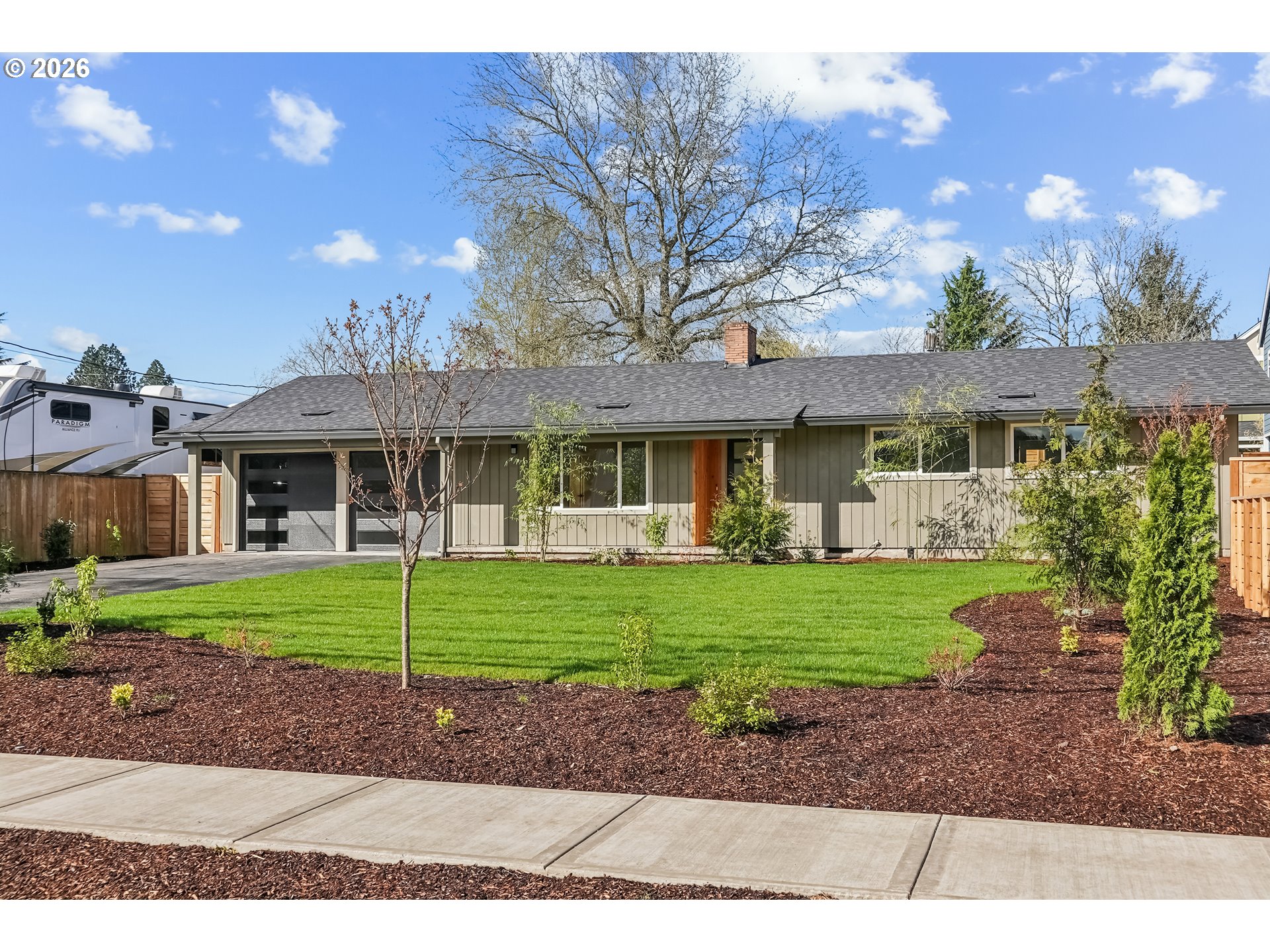 Photo #1: 759357915 Listing: Photo #1