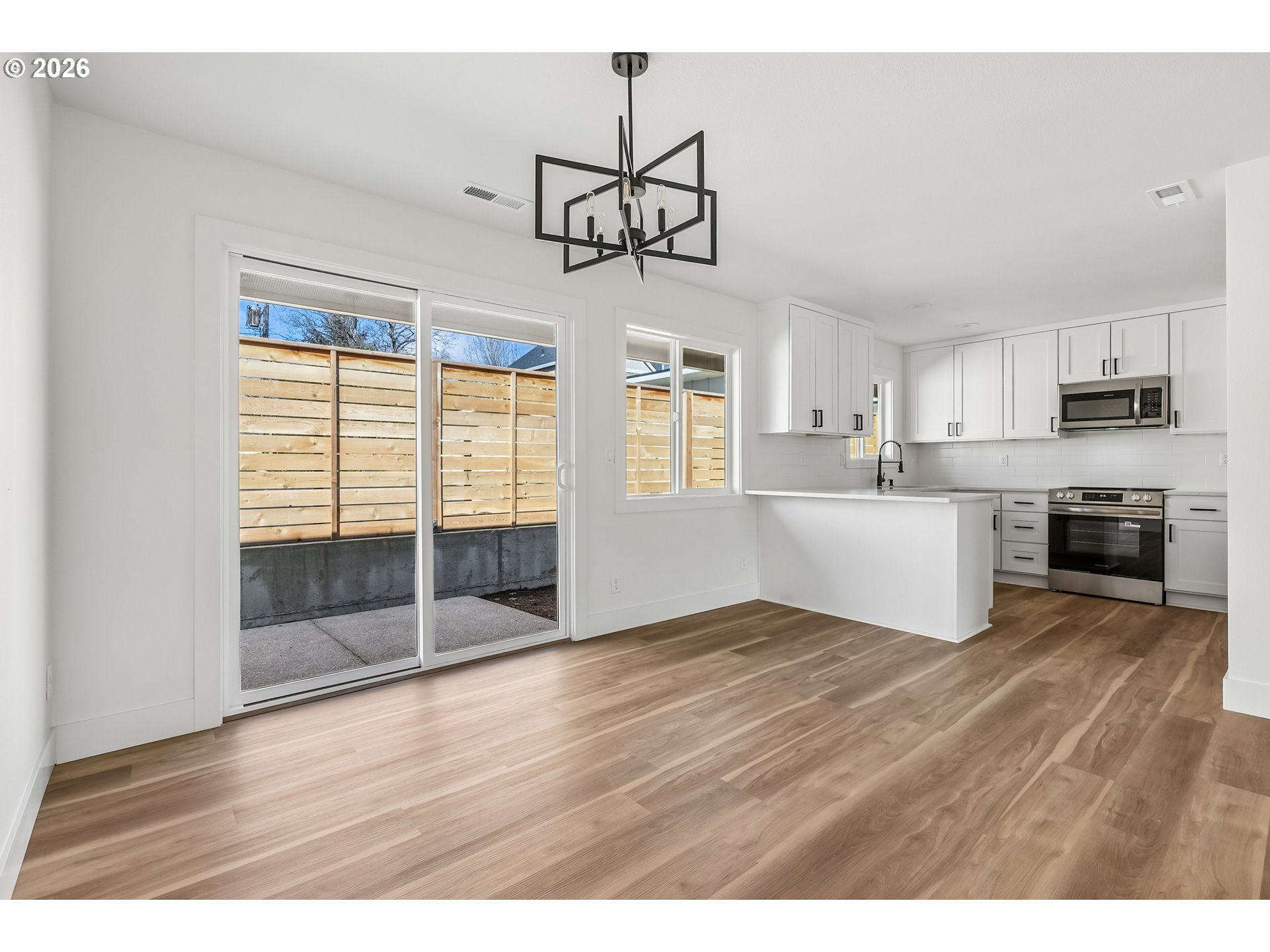 Photo #8: 759357915 Listing: Photo #8