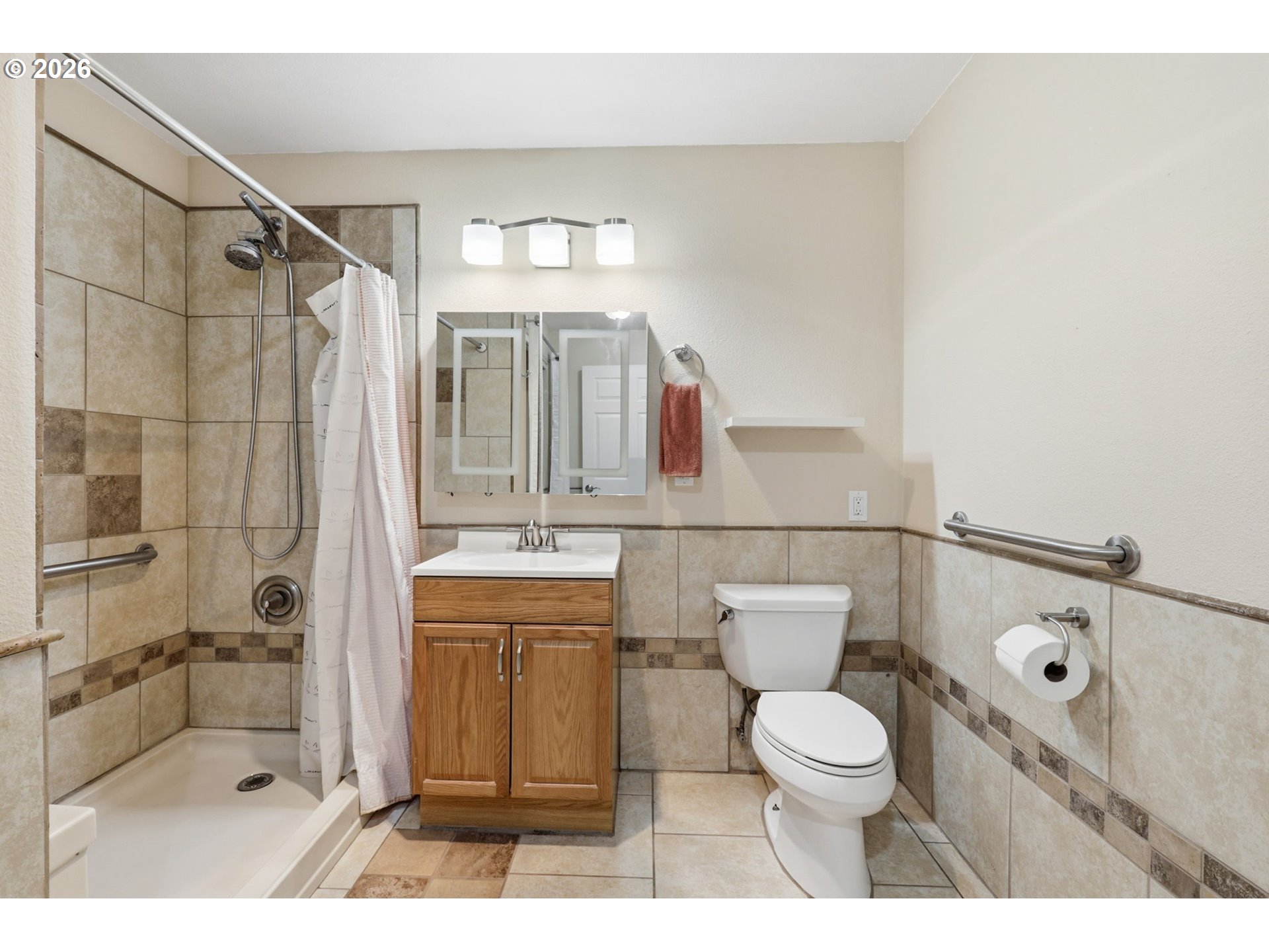 Photo #3: 759403234 Listing: Photo #3