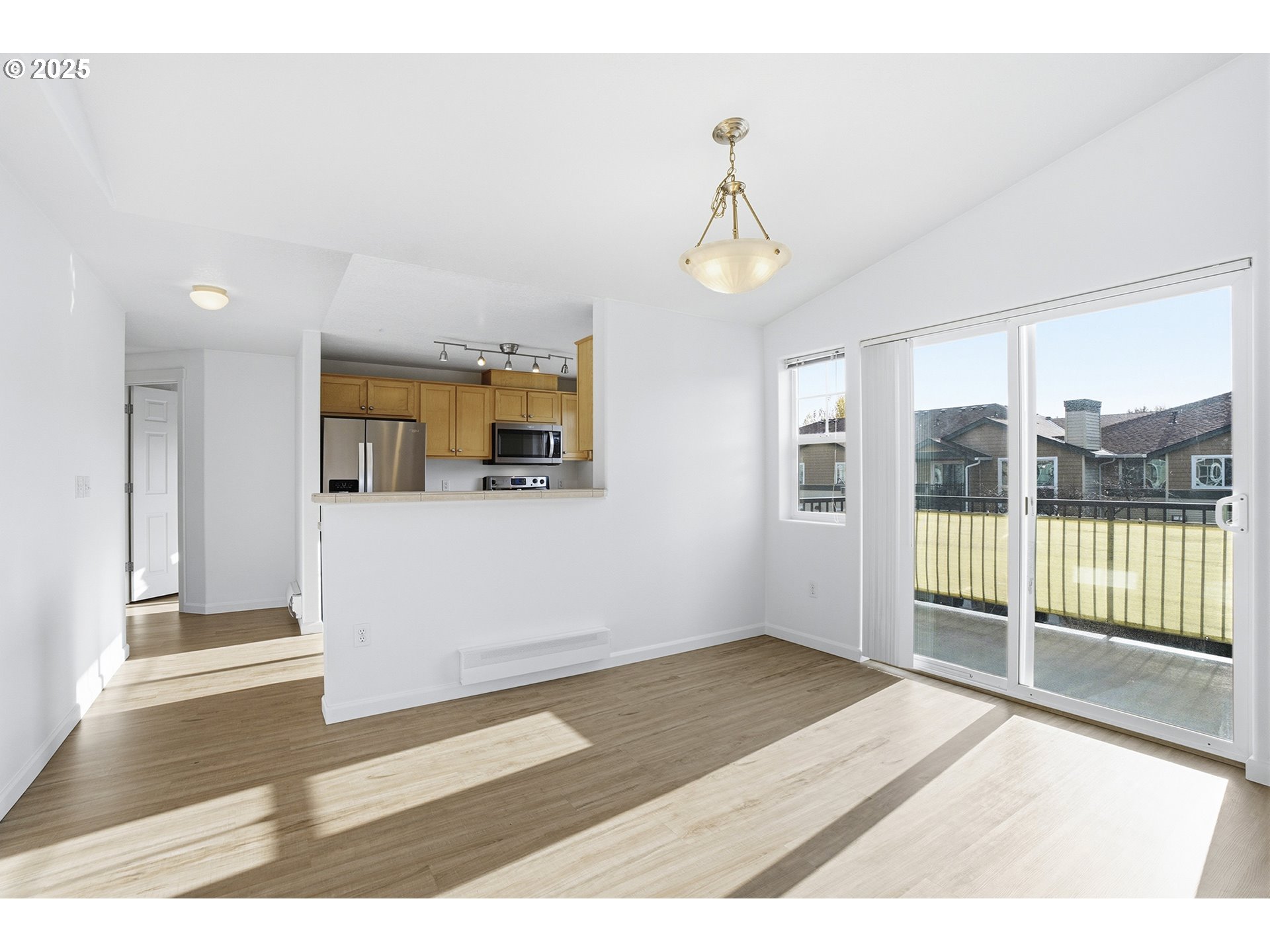 Photo #10: 759569083 Listing: Photo #10