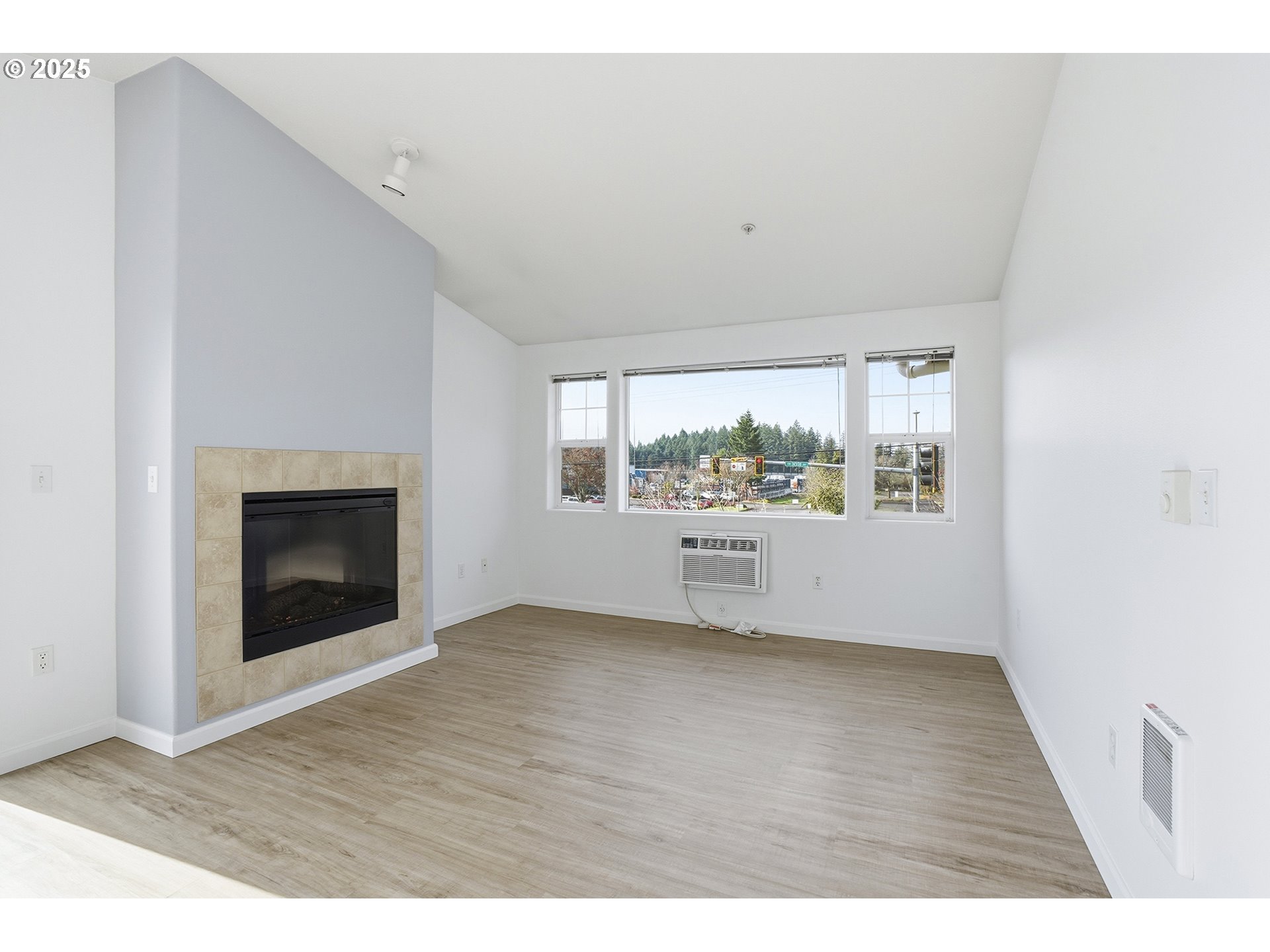 Photo #12: 759569083 Listing: Photo #12