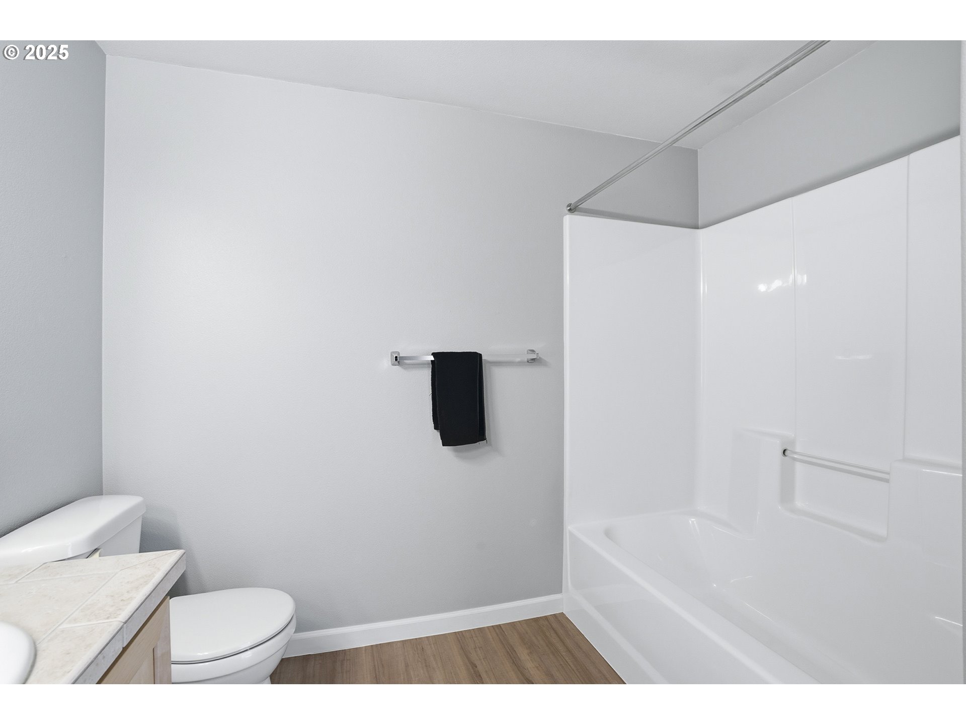 Photo #19: 759569083 Listing: Photo #19