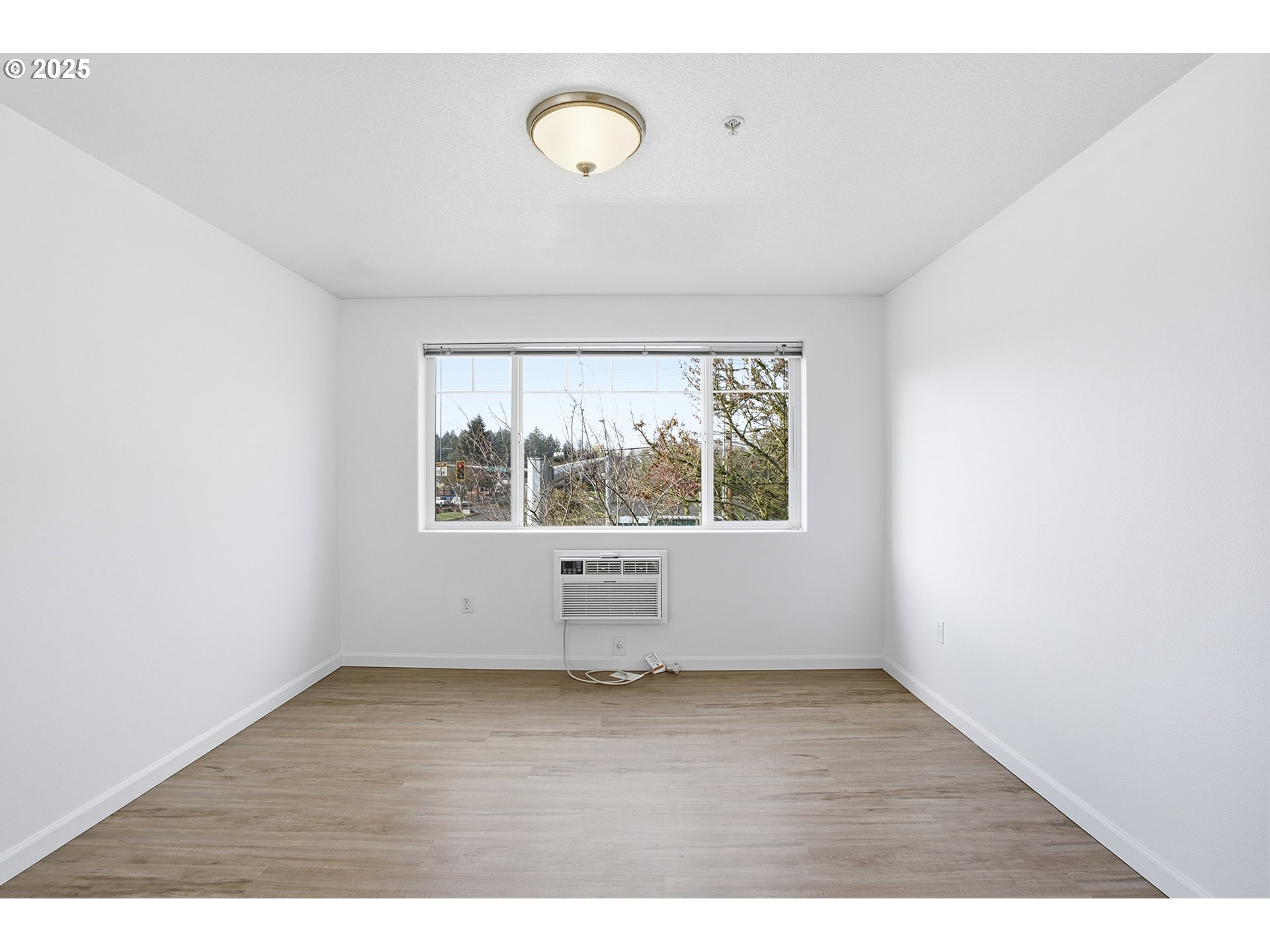 Photo #21: 759569083 Listing: Photo #21