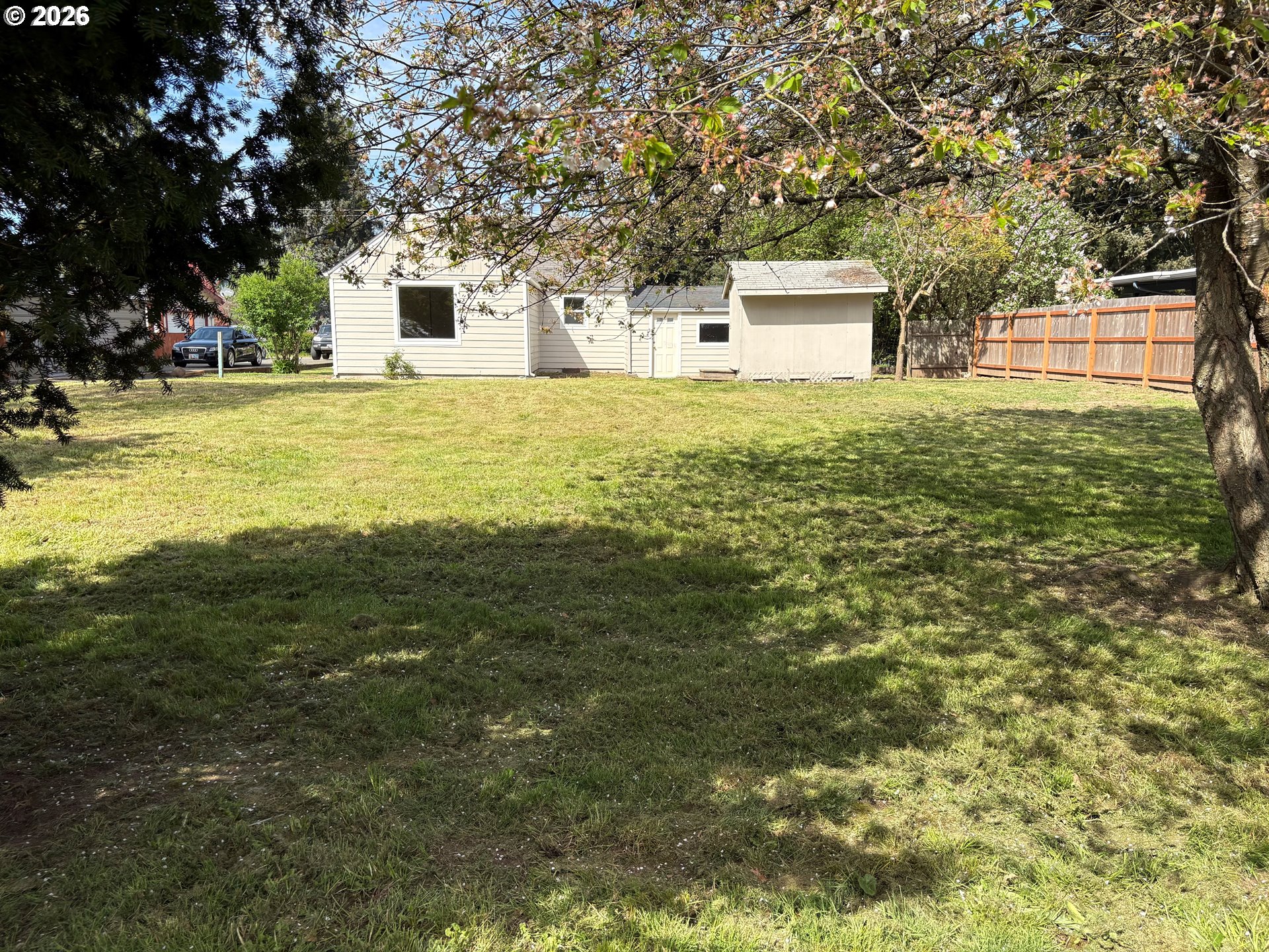 200 AZALEA DR, Eugene, OR, 97404