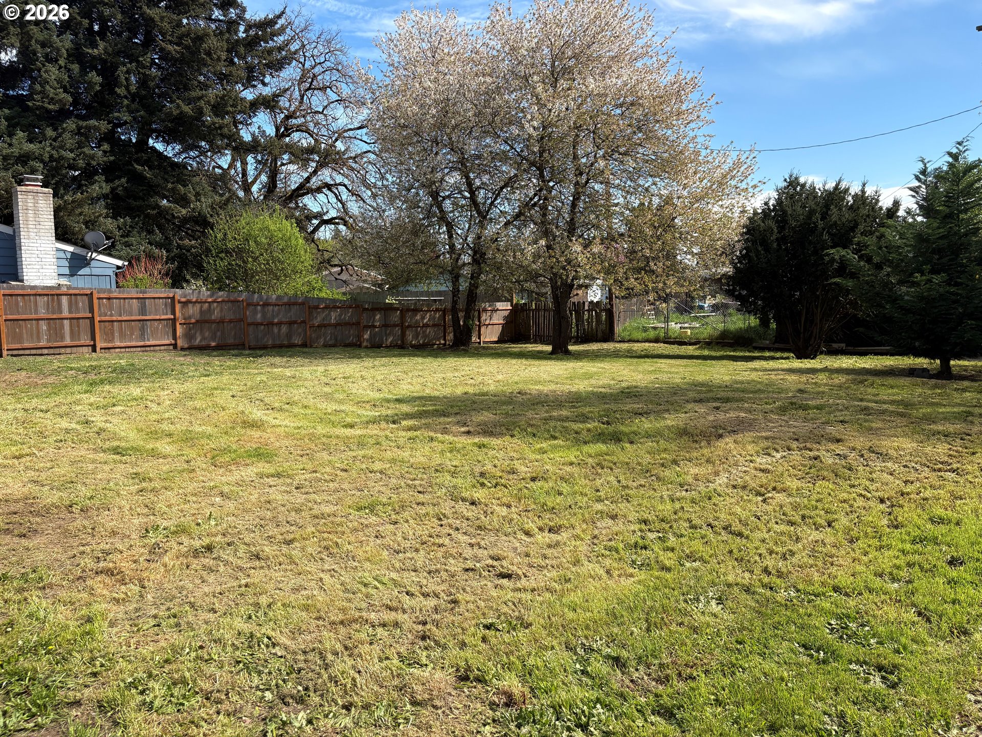 200 AZALEA DR, Eugene, OR, 97404