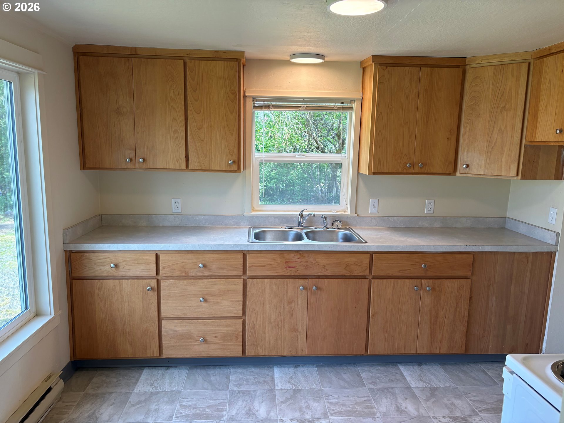 200 AZALEA DR, Eugene, OR, 97404