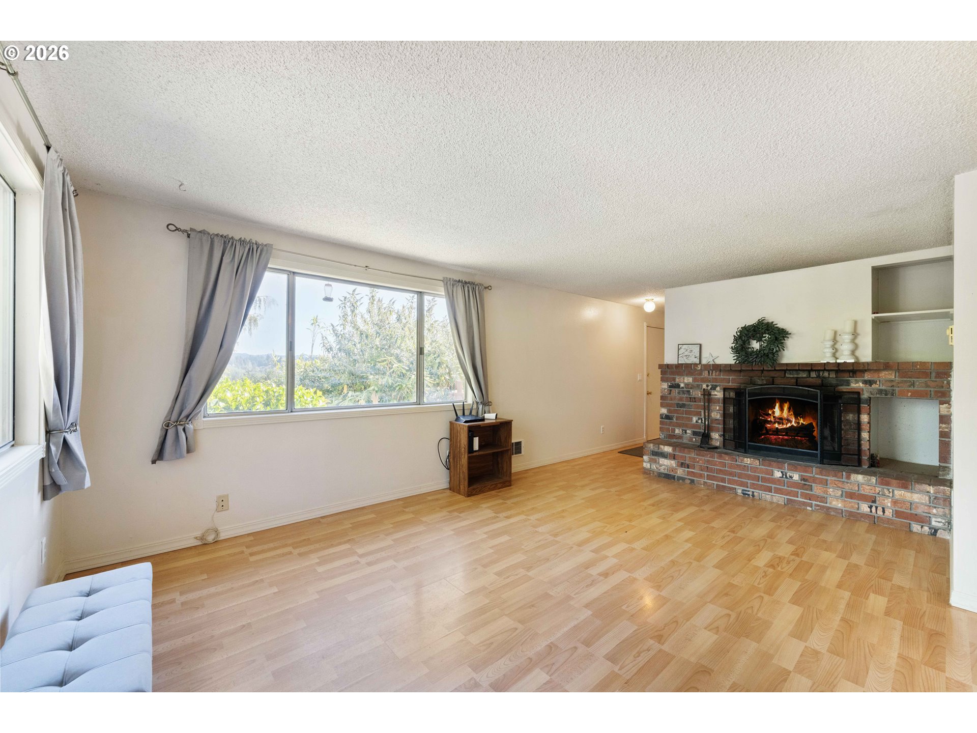 63603 4th RD, Coos Bay, OR 97420