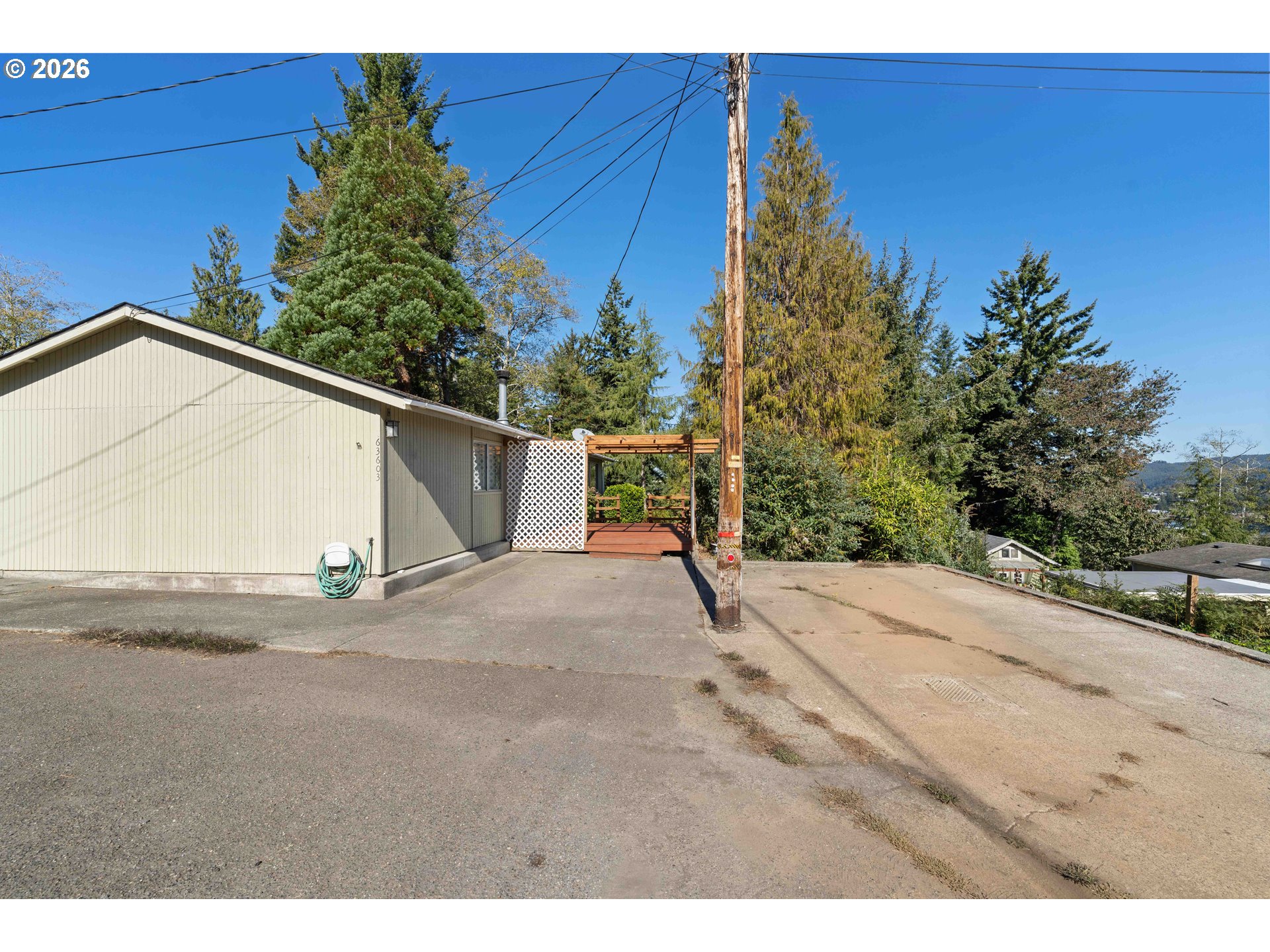 63603 4th RD, Coos Bay, OR 97420