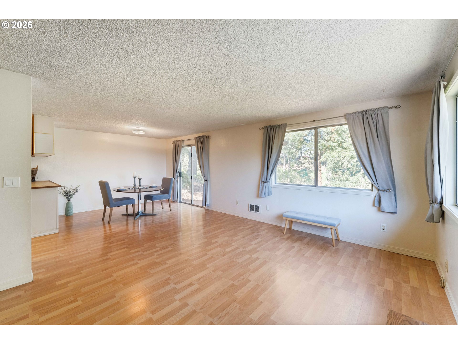 63603 4th RD, Coos Bay, OR 97420