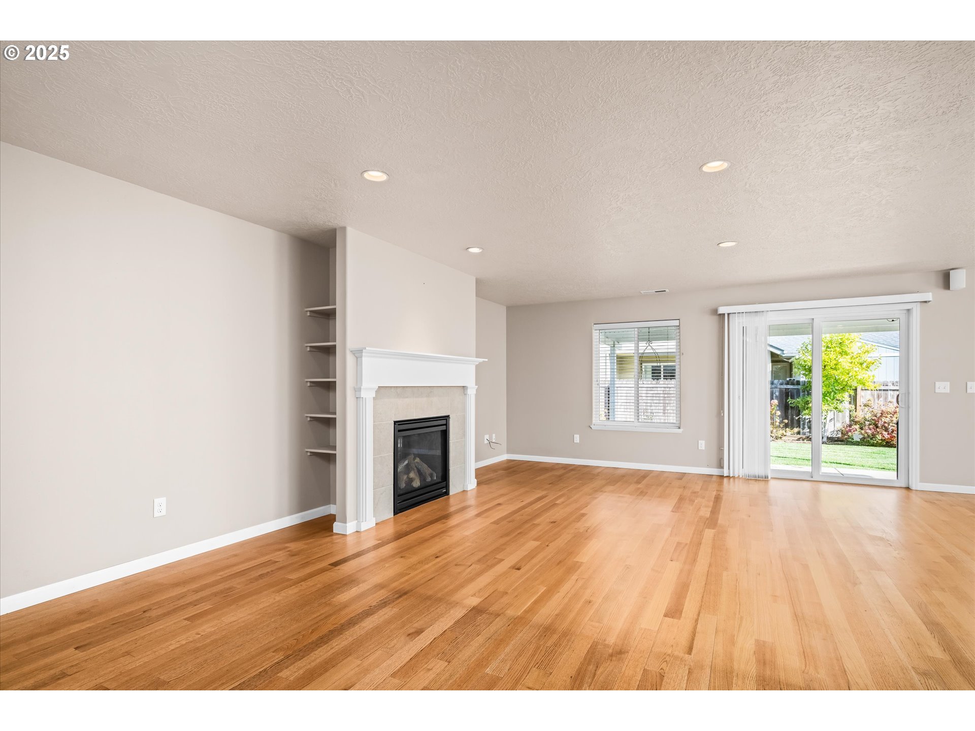 1176 UNIT&nbsp;&nbsp;Y DR, Junction City, OR, 97448